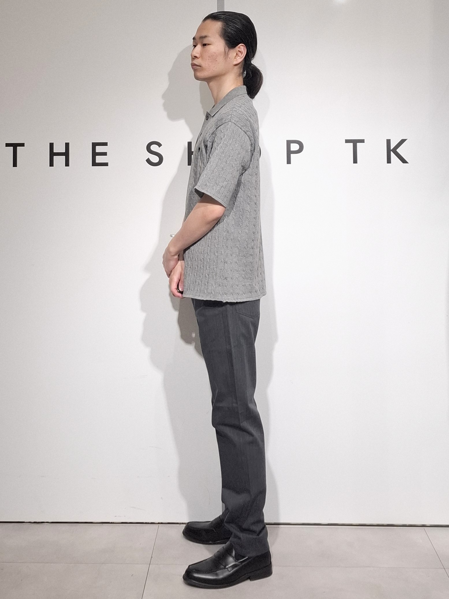 葵さんの「THE SHOP TK｜POLO BCS/ケーブルニットポロ」を使ったコーディネート