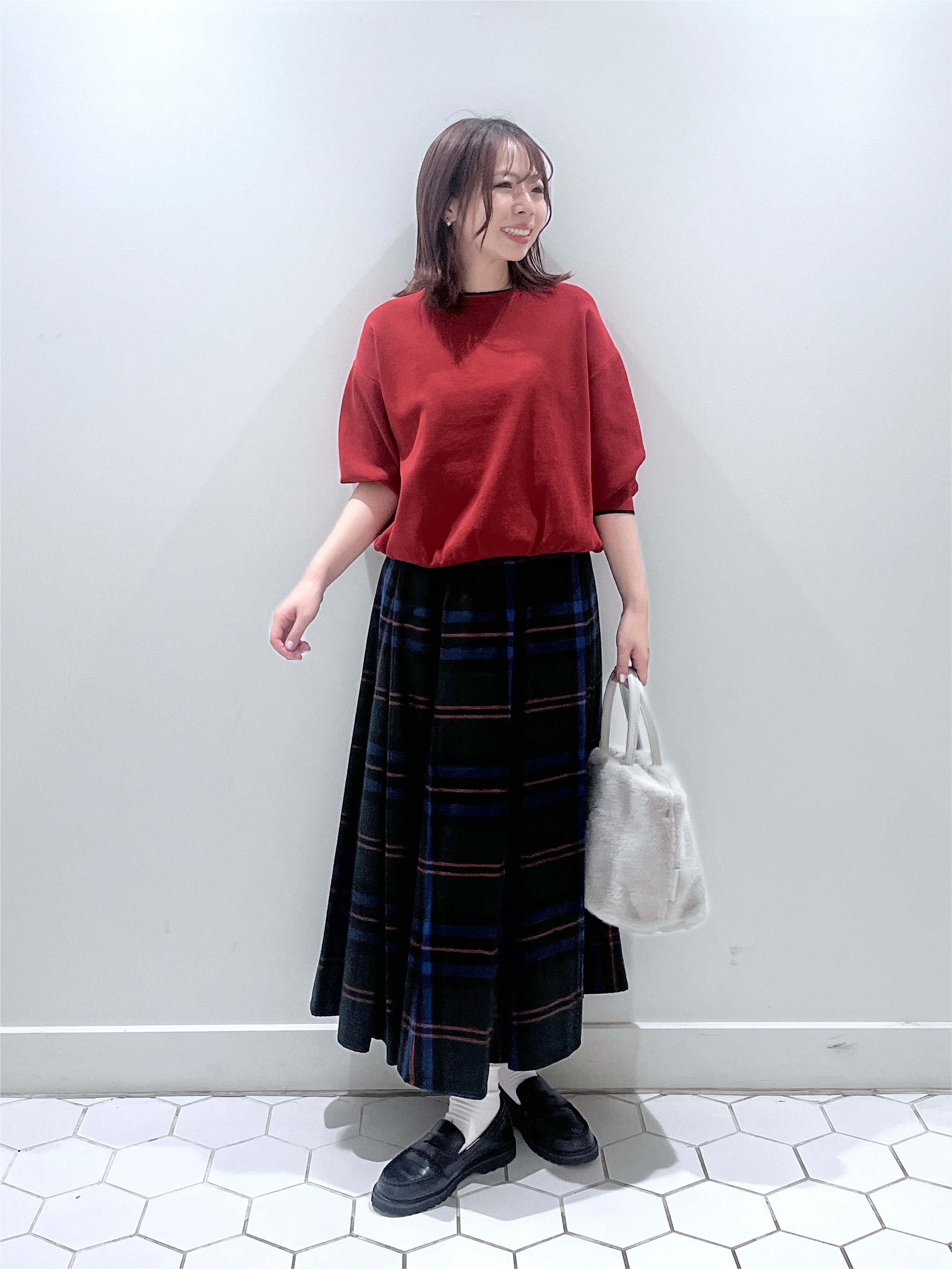 Makinoさんの「Dessin｜【UVカット/洗濯機OK】6分袖配色ニット」を使ったコーディネート