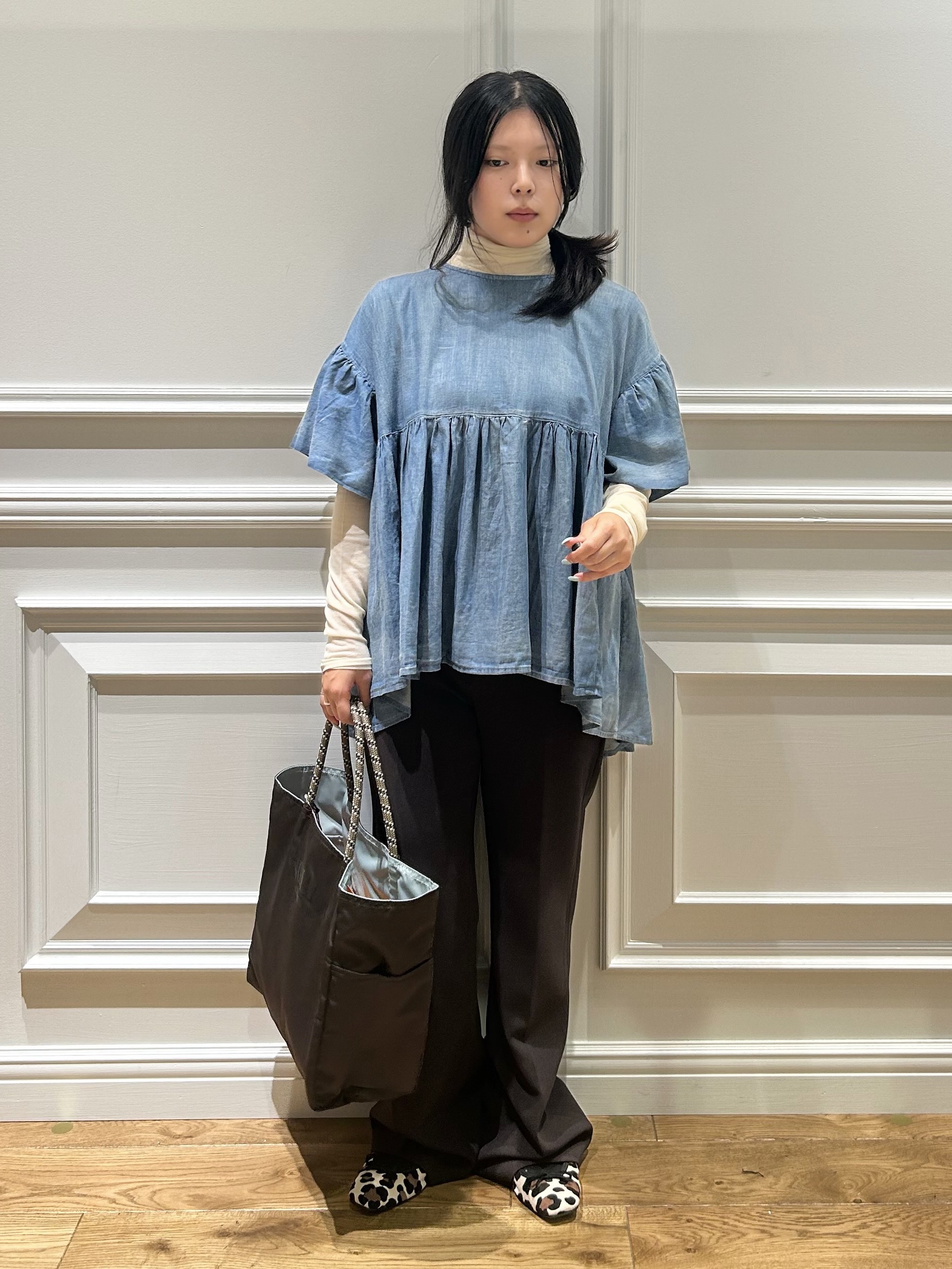 とりみさんの「DRESSTERIOR｜シアータートル」を使ったコーディネート