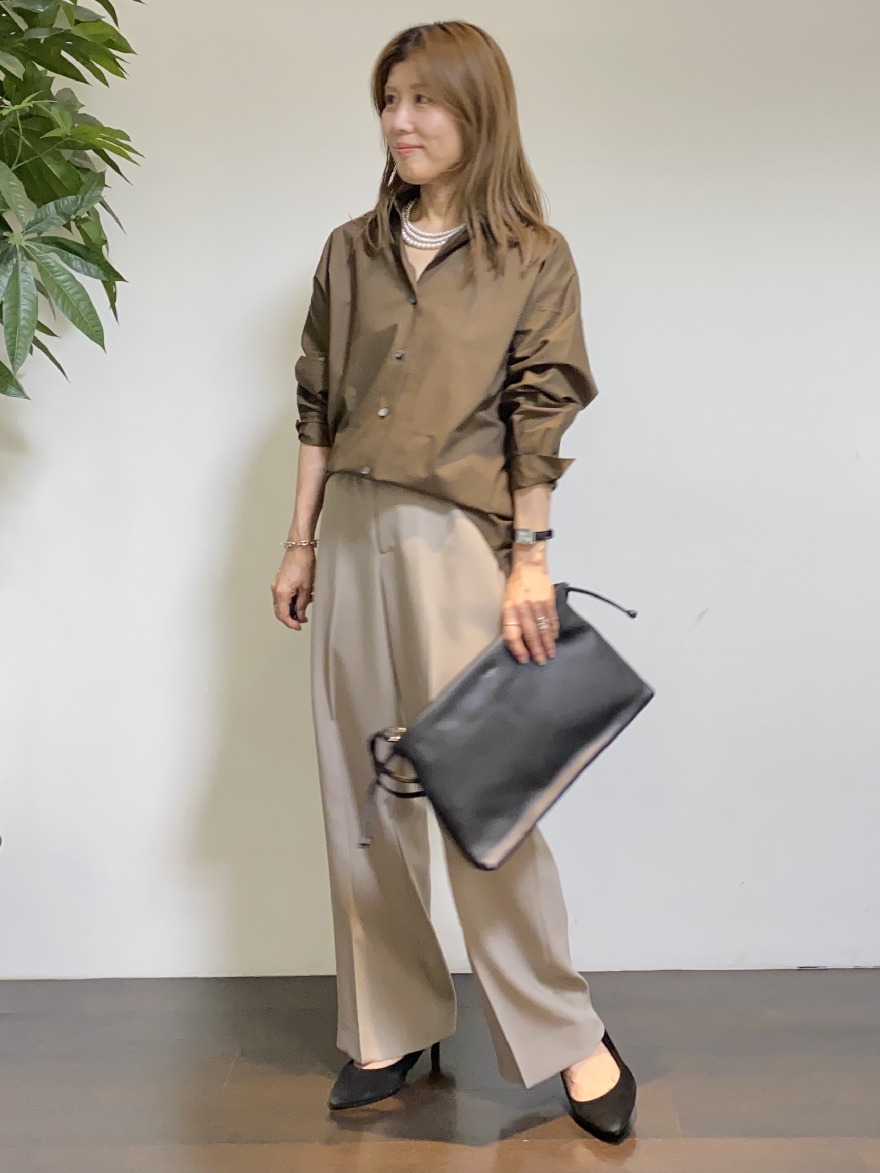 tomoさんの「UNTITLED｜コットンドルマンシャツ」を使ったコーディネート