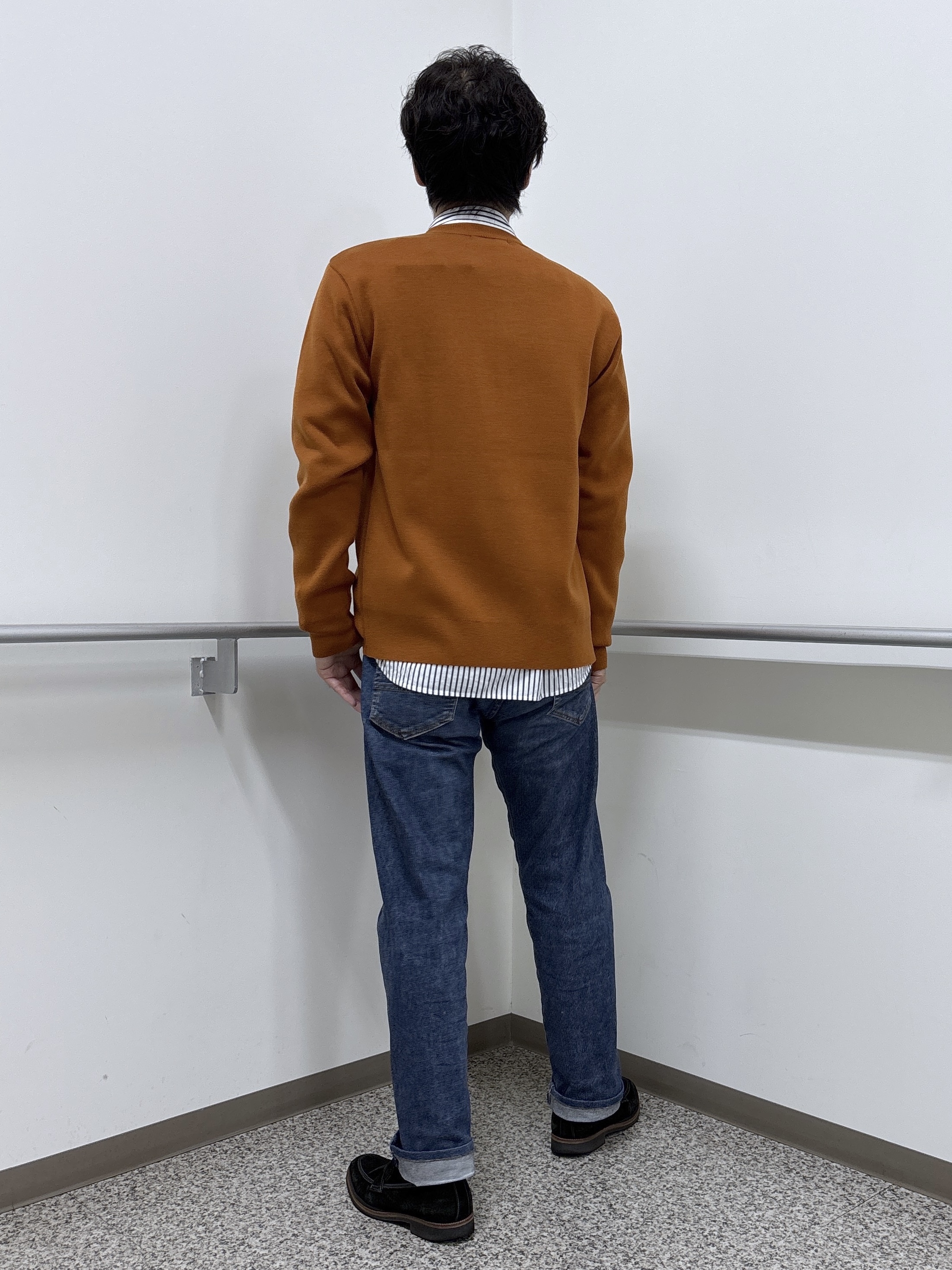 KEIさんの「TAKEO KIKUCHI｜【BOWLER HAT LABEL】日本製クルーネックカーディガン」を使ったコーディネート