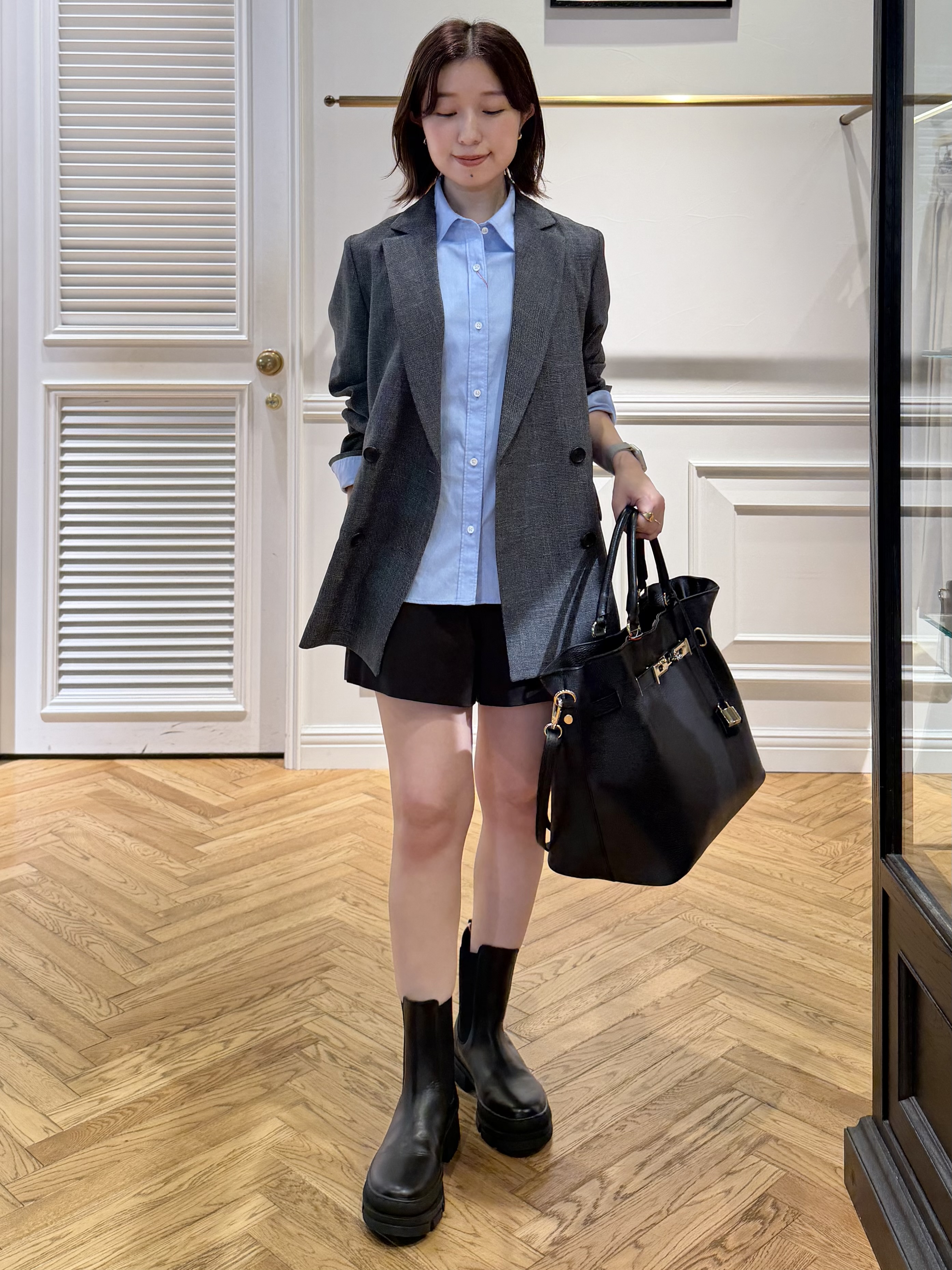 つじ まこさんの「DRESSTERIOR｜【通勤用/ウォッシャブル】オックスフォードシャツ」を使ったコーディネート