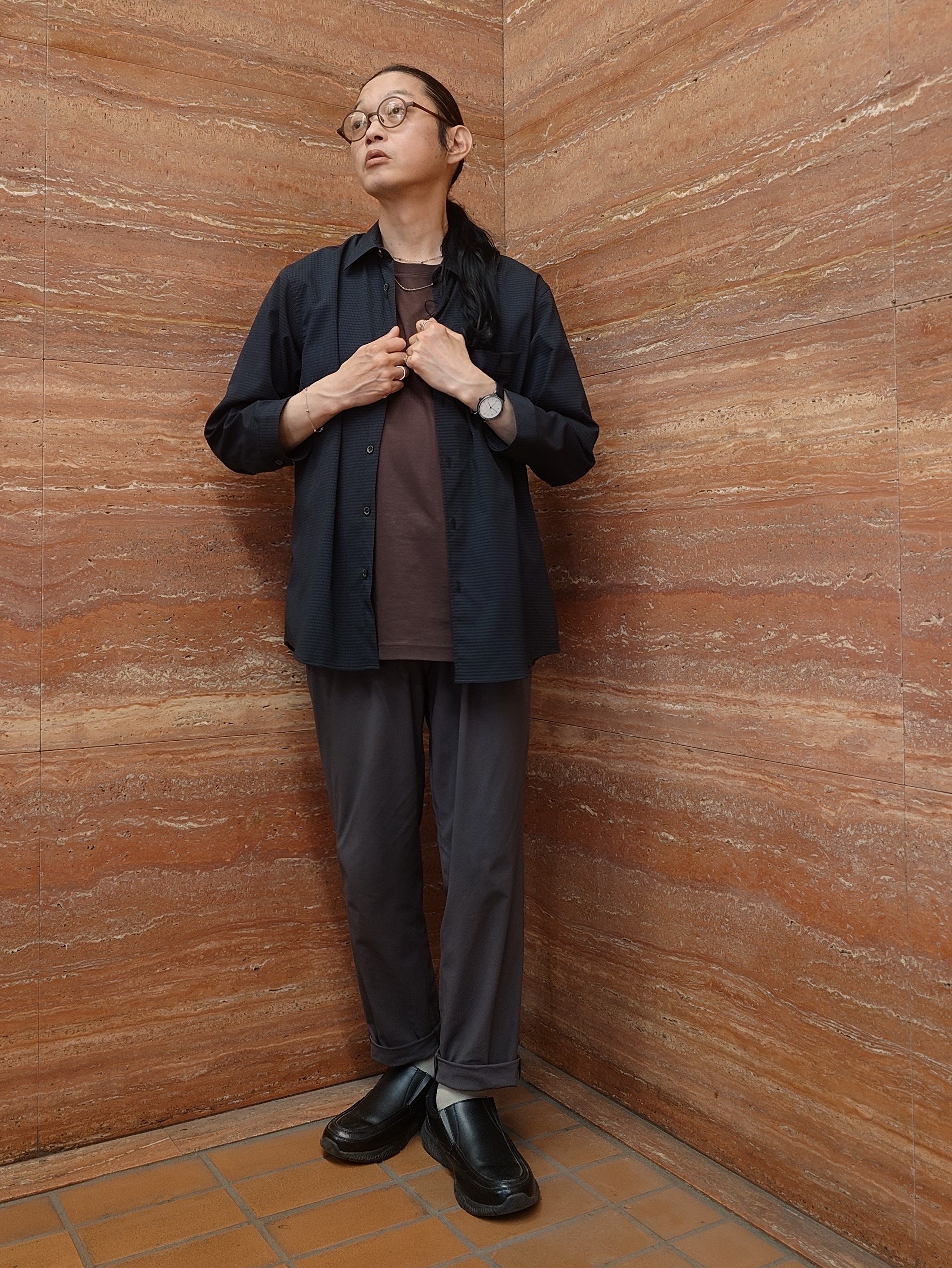 かしげるさんの「TAKEO KIKUCHI｜【日本製】DotAir（R）サッカー7分袖シャツ」を使ったコーディネート