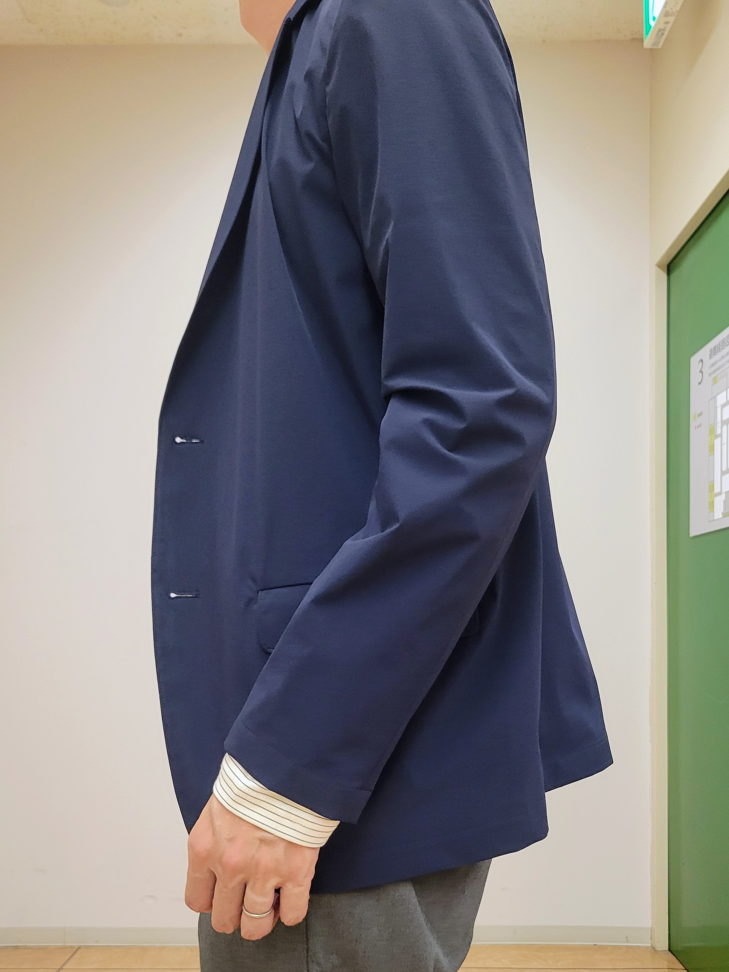 piroyaさんの「TAKEO KIKUCHI｜3Dナイロンストレッチ ジャケット」を使ったコーディネート