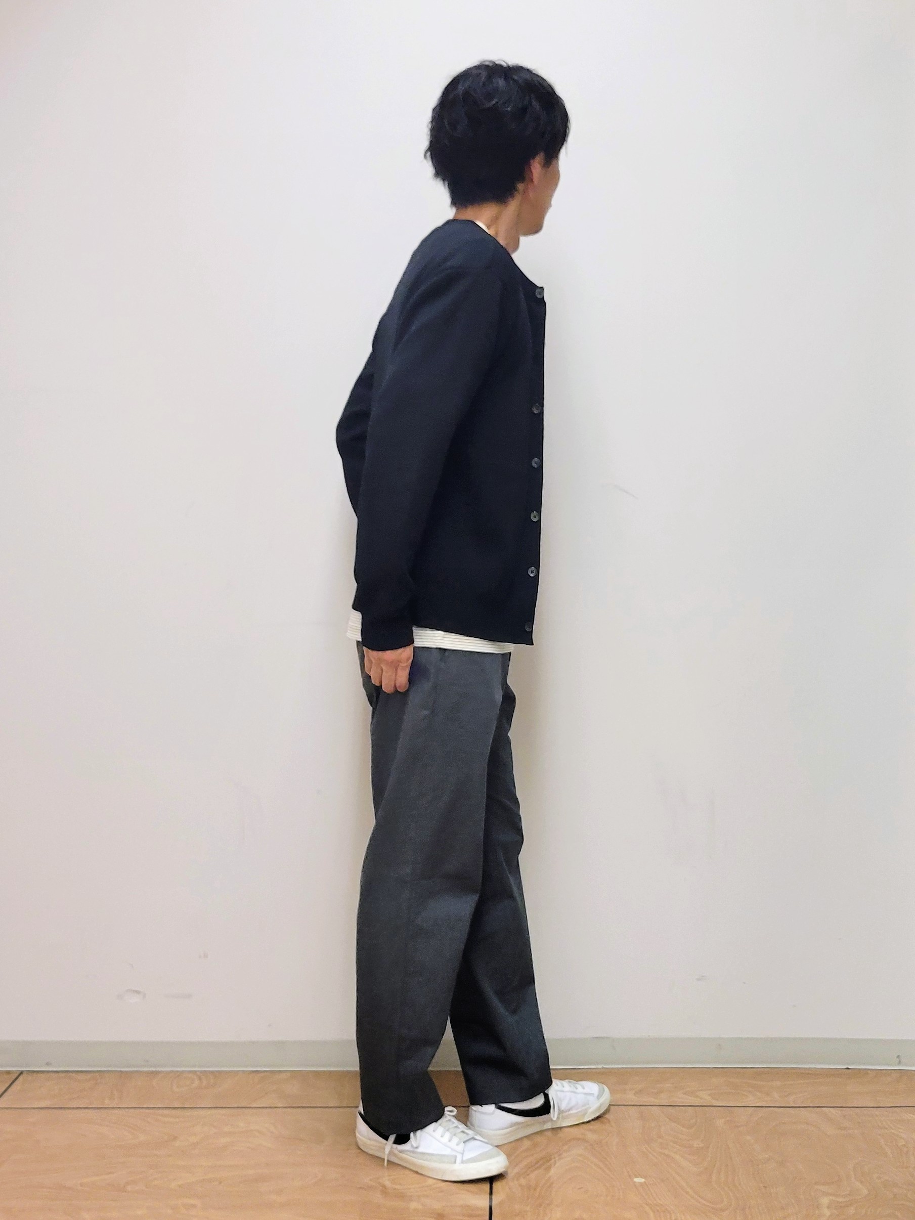 piroyaさんの「TAKEO KIKUCHI｜【BOWLER HAT LABEL】日本製クルーネックカーディガン」を使ったコーディネート