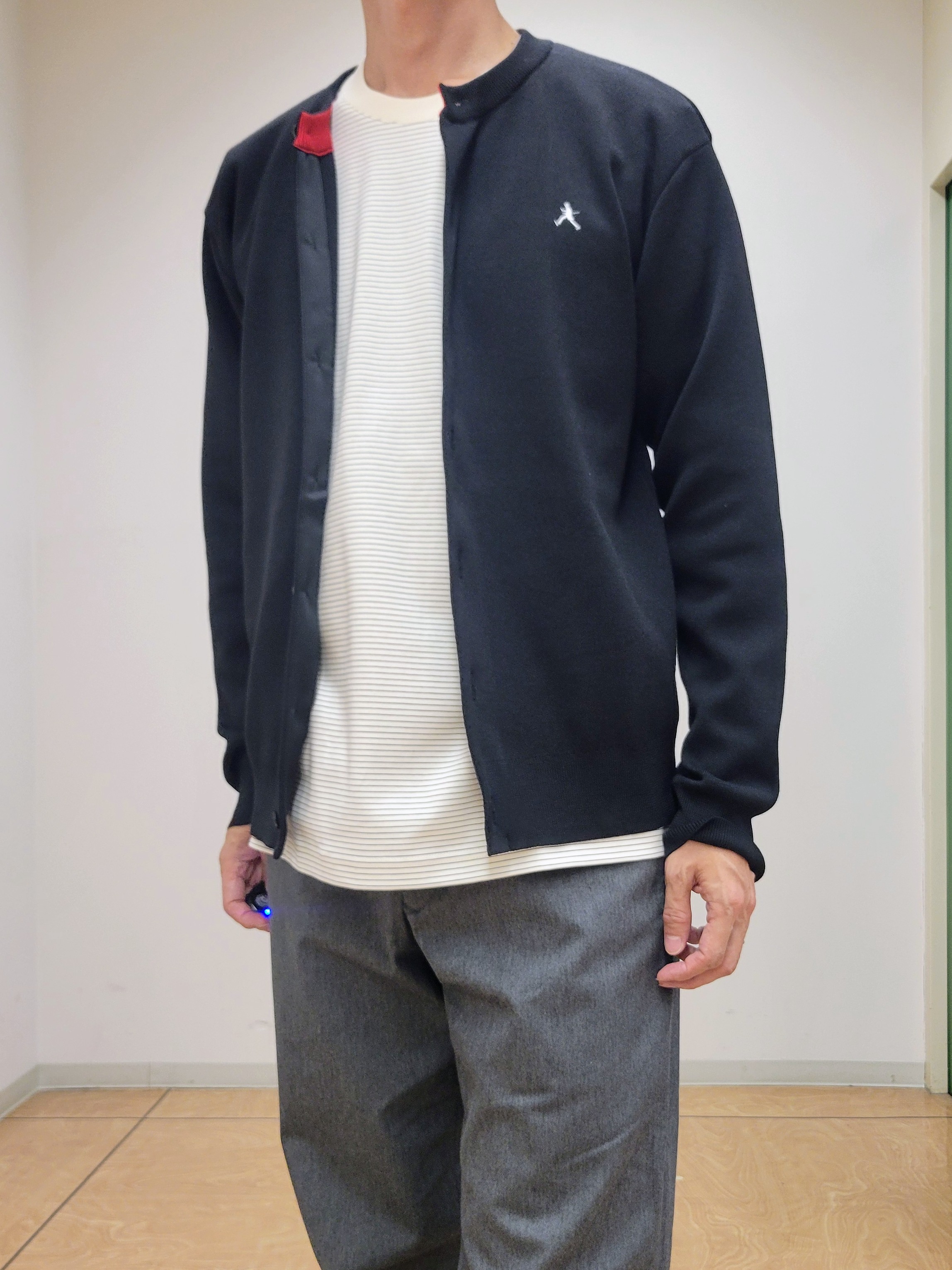 piroyaさんの「TAKEO KIKUCHI｜【BOWLER HAT LABEL】日本製クルーネックカーディガン」を使ったコーディネート