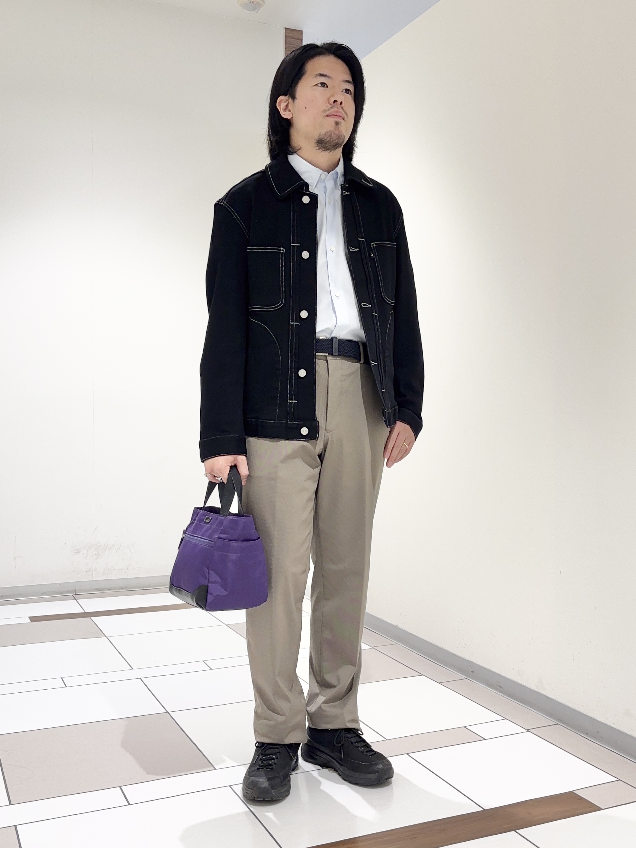 及川さんの「TAKEO KIKUCHI｜【BOWLER HAT LABEL】ボーラーハットウォーカー刺繍 ボタンダウンシャツ」を使ったコーディネート