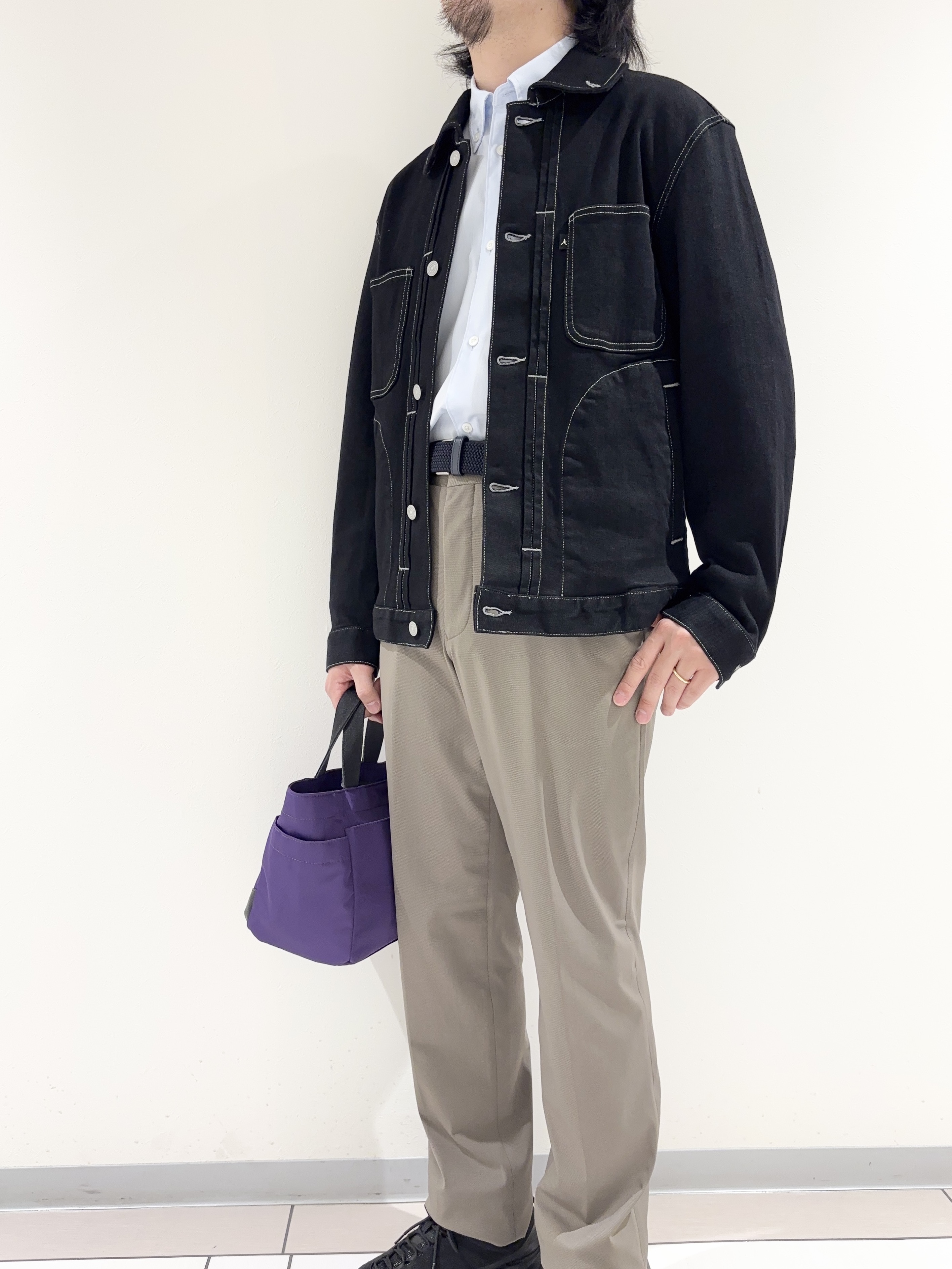 及川さんの「TAKEO KIKUCHI｜【BOWLER HAT LABEL】ボーラーハットウォーカー刺繍 ボタンダウンシャツ」を使ったコーディネート