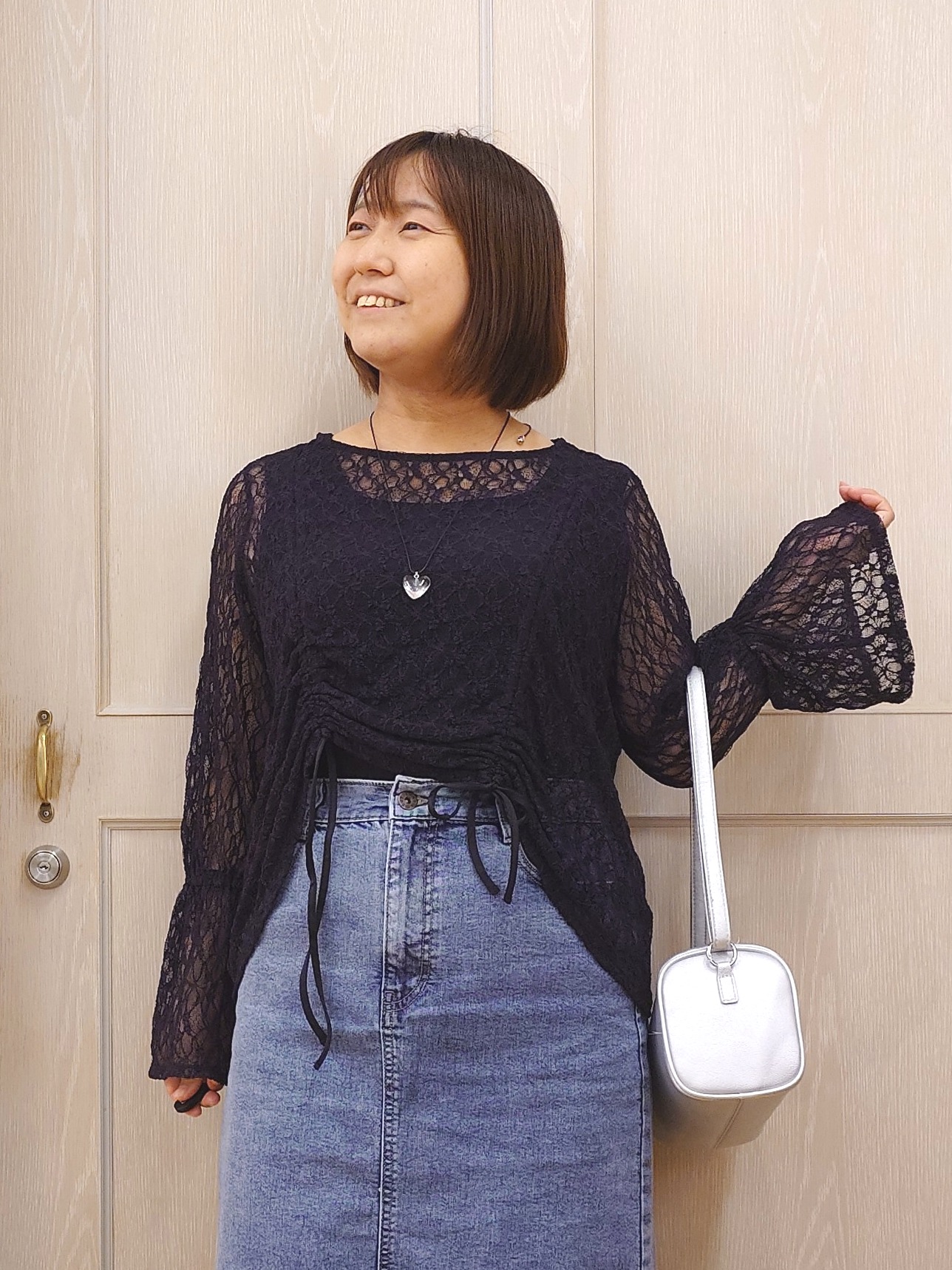とろろさんの「SHOO･LA･RUE｜レースで華やかに映える 旬な透け感の レースシャーリングトップス」を使ったコーディネート