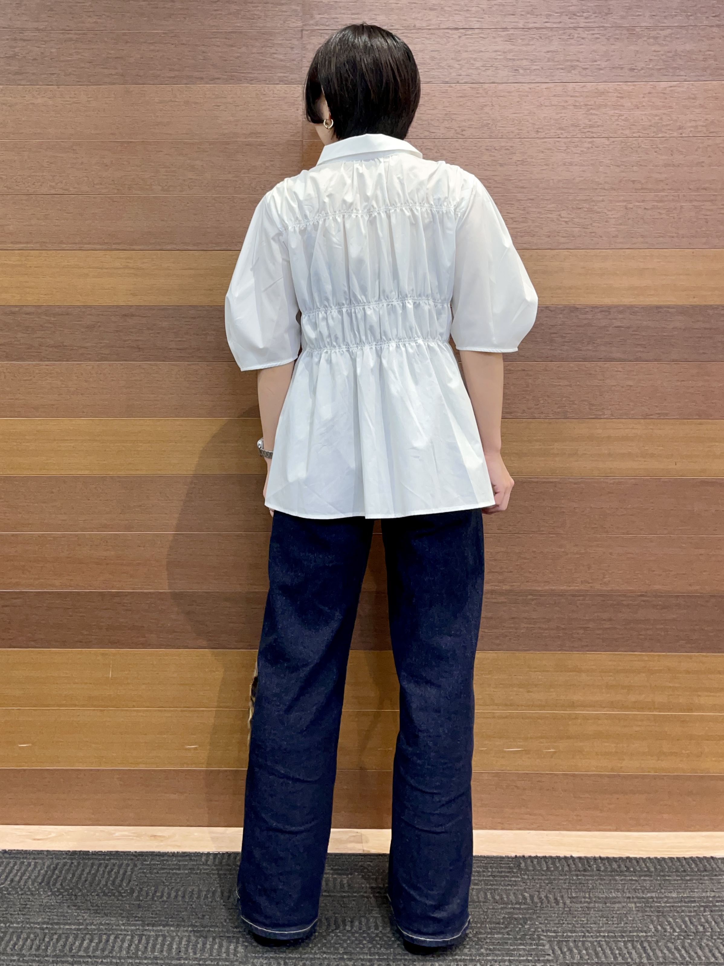 umiさんの「OPAQUE.CLIP｜シャーリングブラウス【洗濯機OK】」を使ったコーディネート