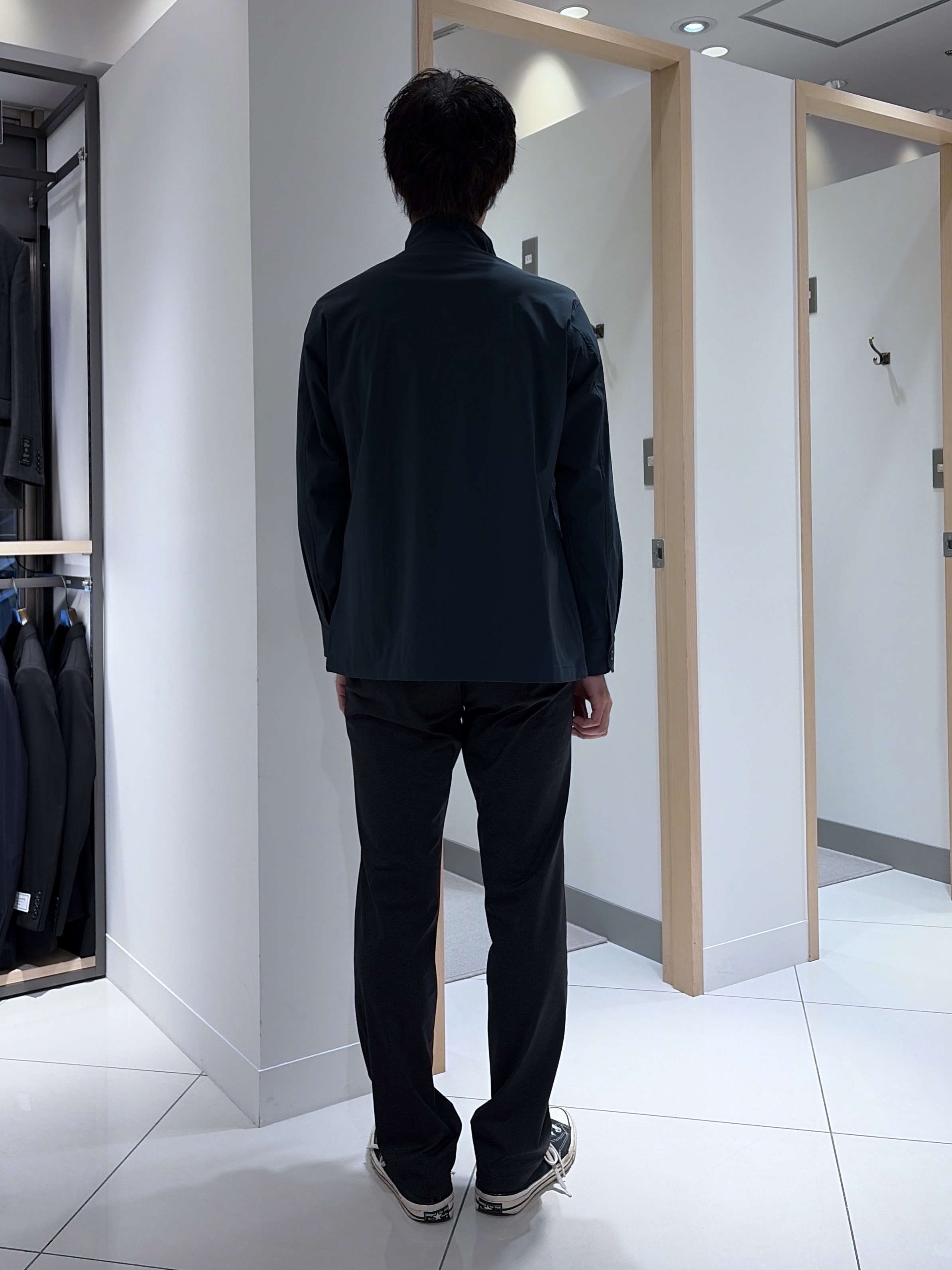mutoさんの「TAKEO KIKUCHI｜3Dナイロンストレッチ　スタンドカラーブルゾン」を使ったコーディネート