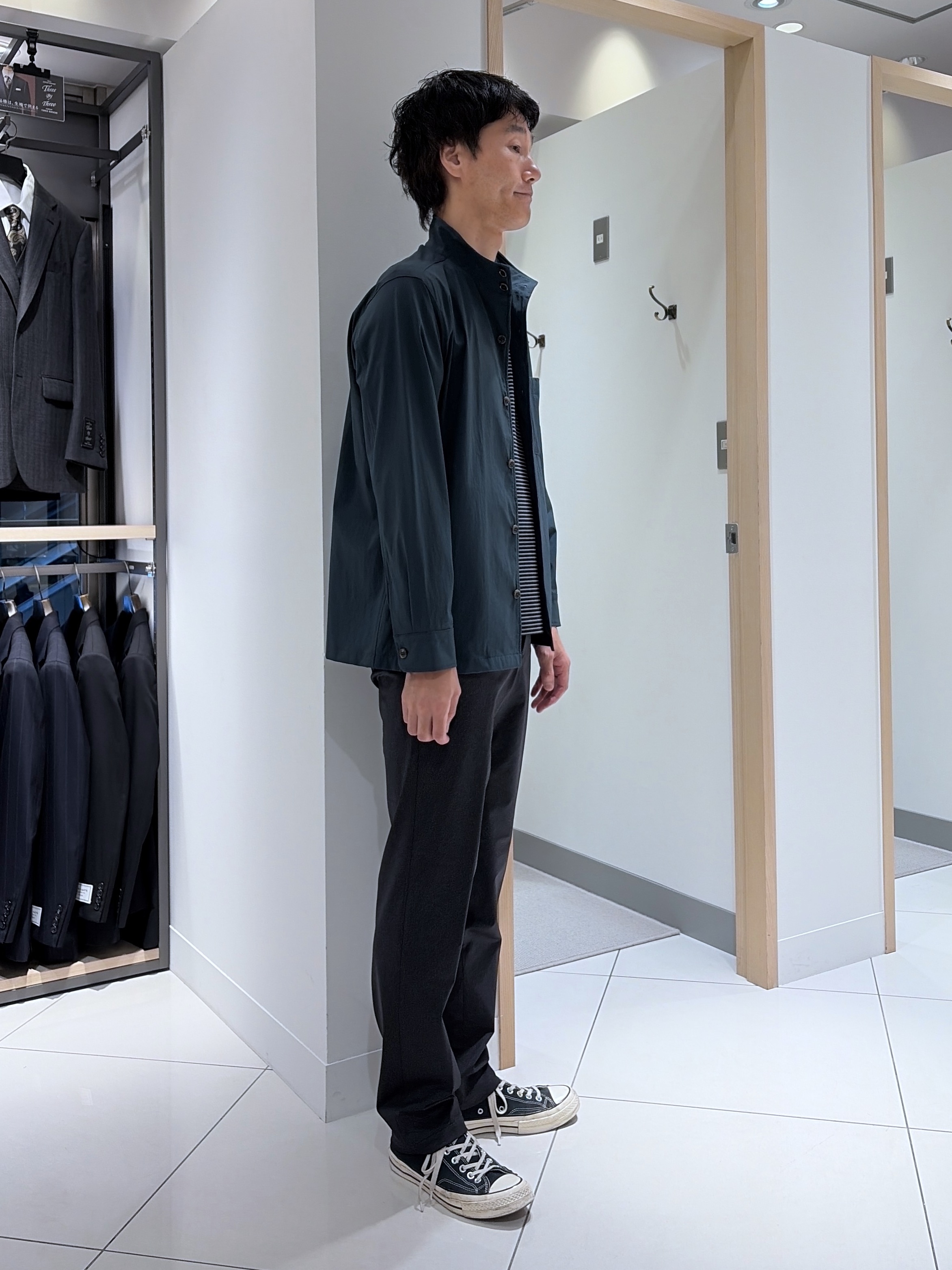 mutoさんの「TAKEO KIKUCHI｜3Dナイロンストレッチ　スタンドカラーブルゾン」を使ったコーディネート