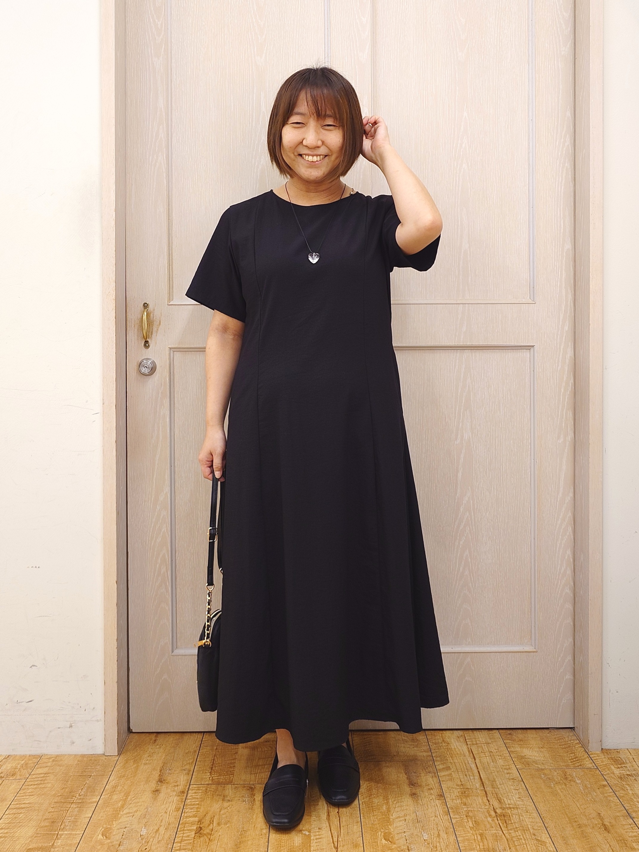 とろろさんの「SHOO･LA･RUE｜【通気性〇/S-LL/洗濯機可】さらりと心地よい。ノーカラーシャツ」を使ったコーディネート