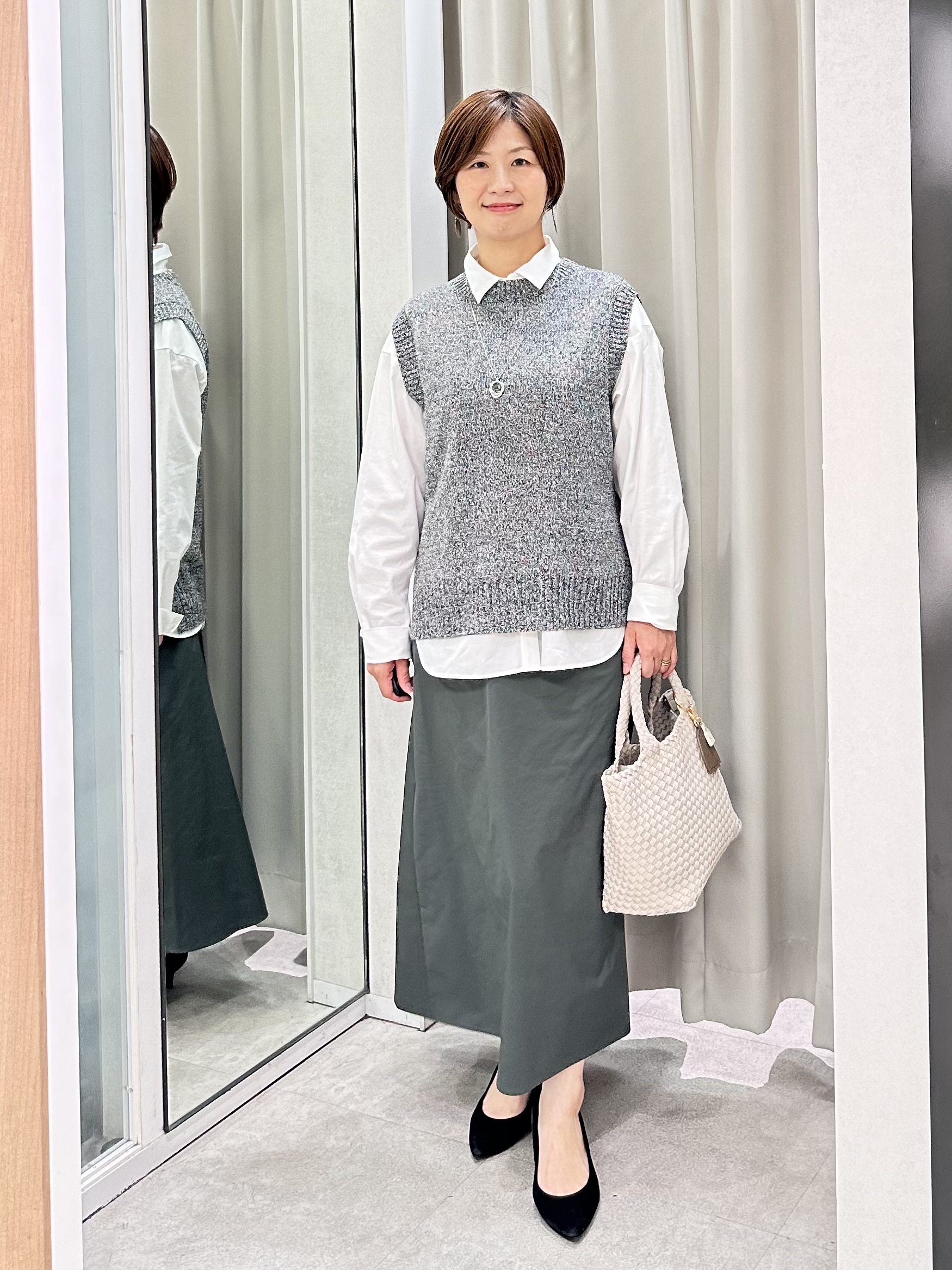 みなこさんの「UNTITLED｜【秋カラー/スポーティー】タフタナロースカート」を使ったコーディネート