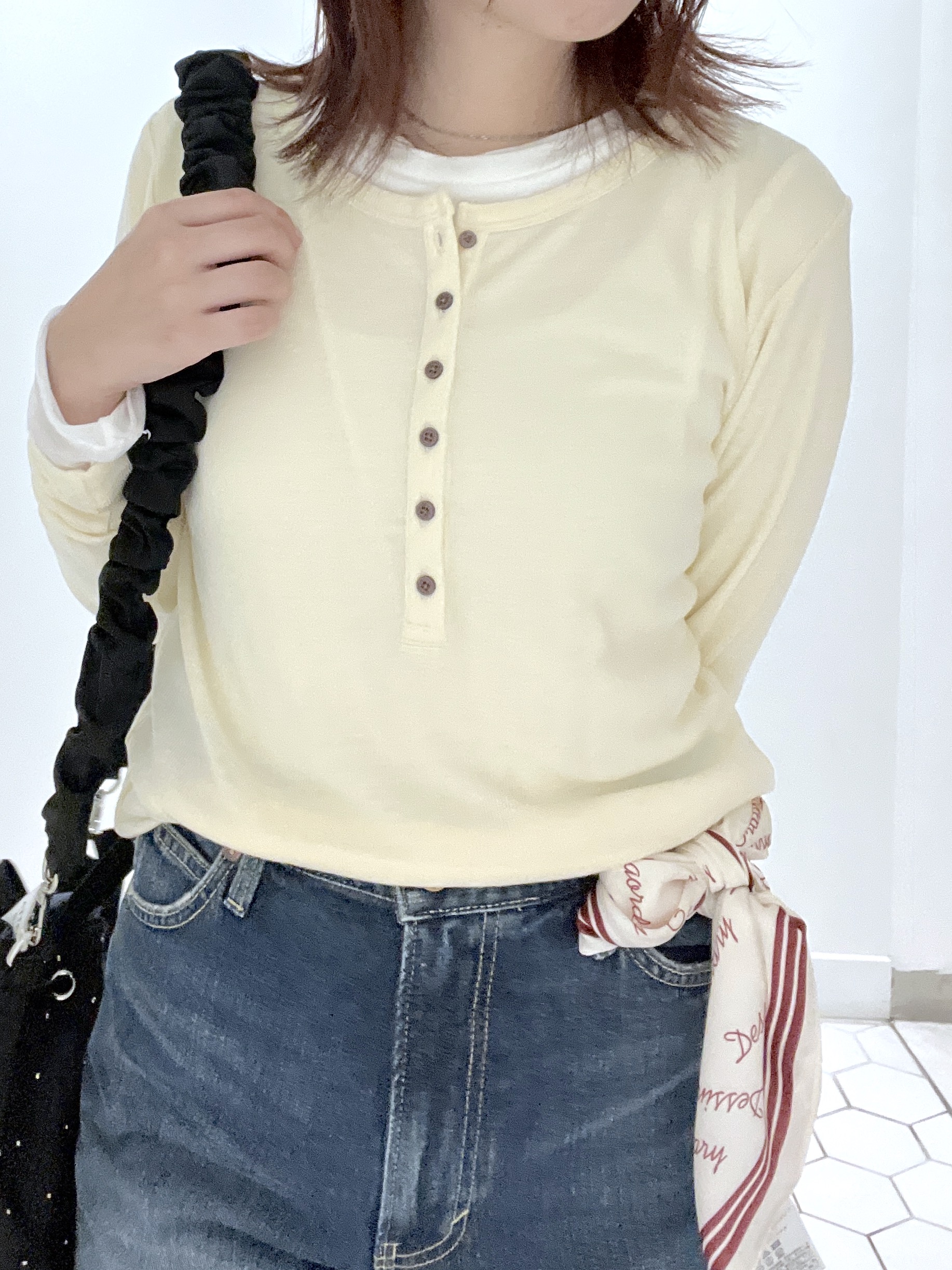 Makinoさんの「Dessin｜シアーテレコヘンリーネックプルオーバー」を使ったコーディネート