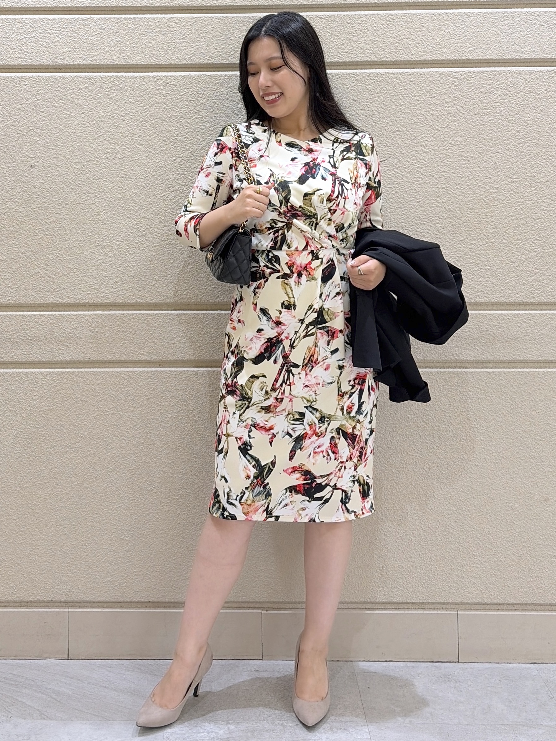 Momokaさんの「COUP DE CHANCE｜【手洗い可／日本製】花柄タイトワンピース」を使ったコーディネート