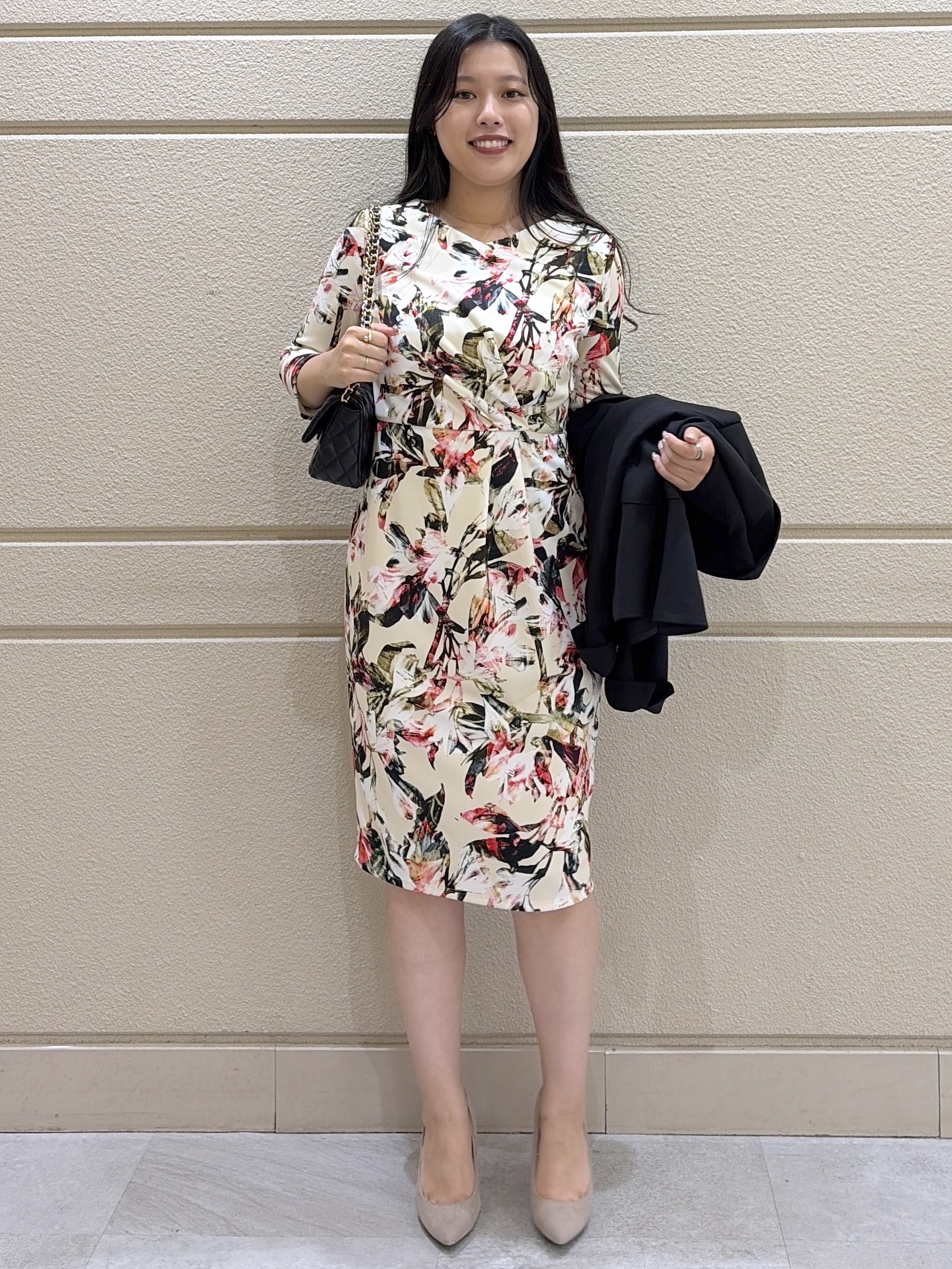 Momokaさんの「COUP DE CHANCE｜【手洗い可／日本製】花柄タイトワンピース」を使ったコーディネート