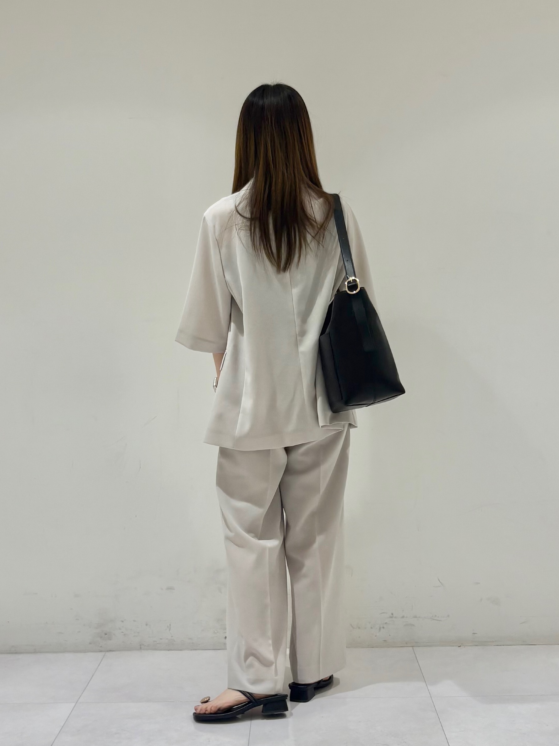 kyokaさんの「UNTITLED｜【秋の通勤羽織/セットアップ可/UVカット】エアリークール半袖ジャケット」を使ったコーディネート