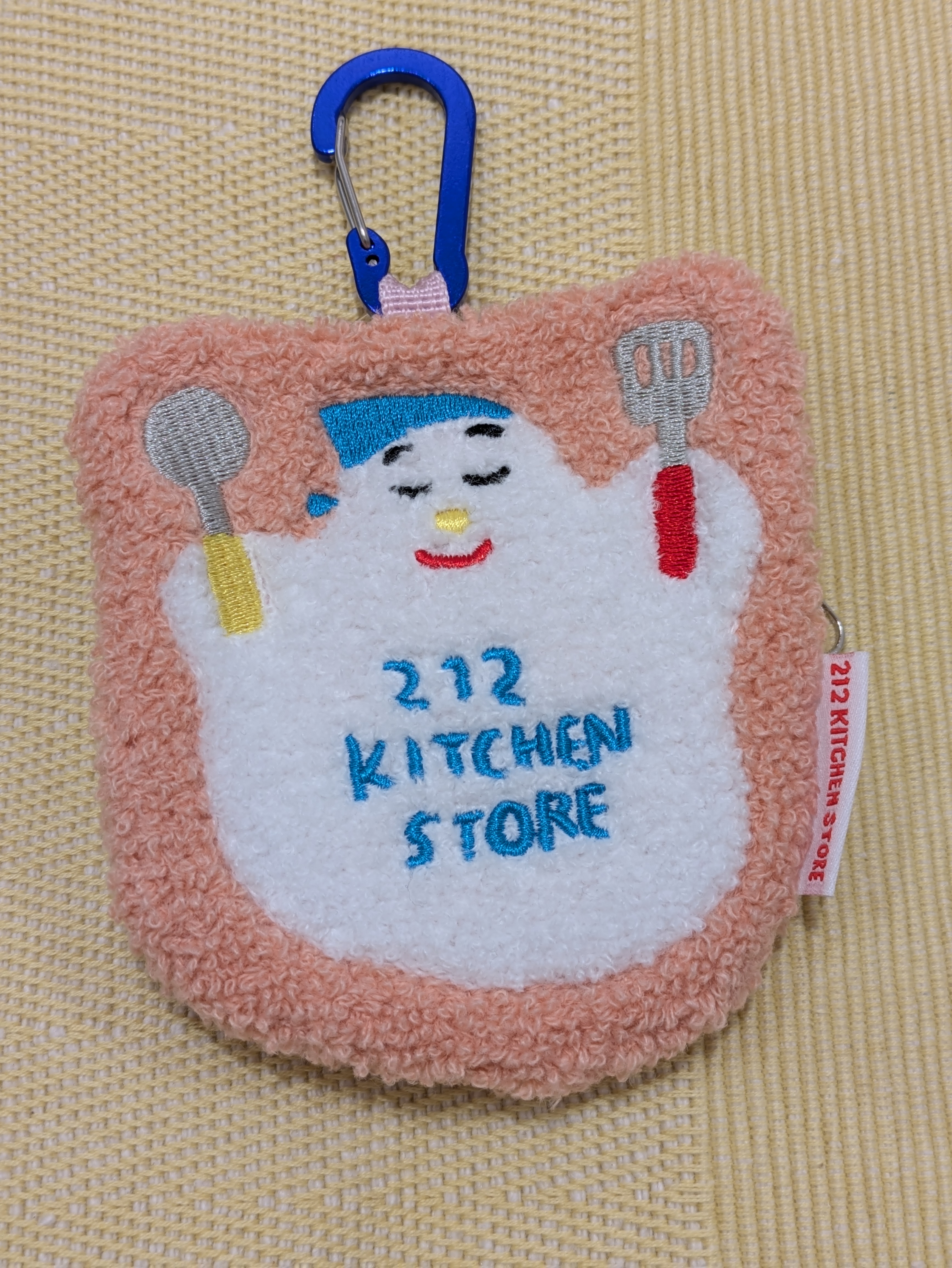 たかともさんの「212 KITCHEN STORE｜ダイカットさがらポーチ BANANA ＜HONGAMA ホンガマ＞」を使ったコーディネート