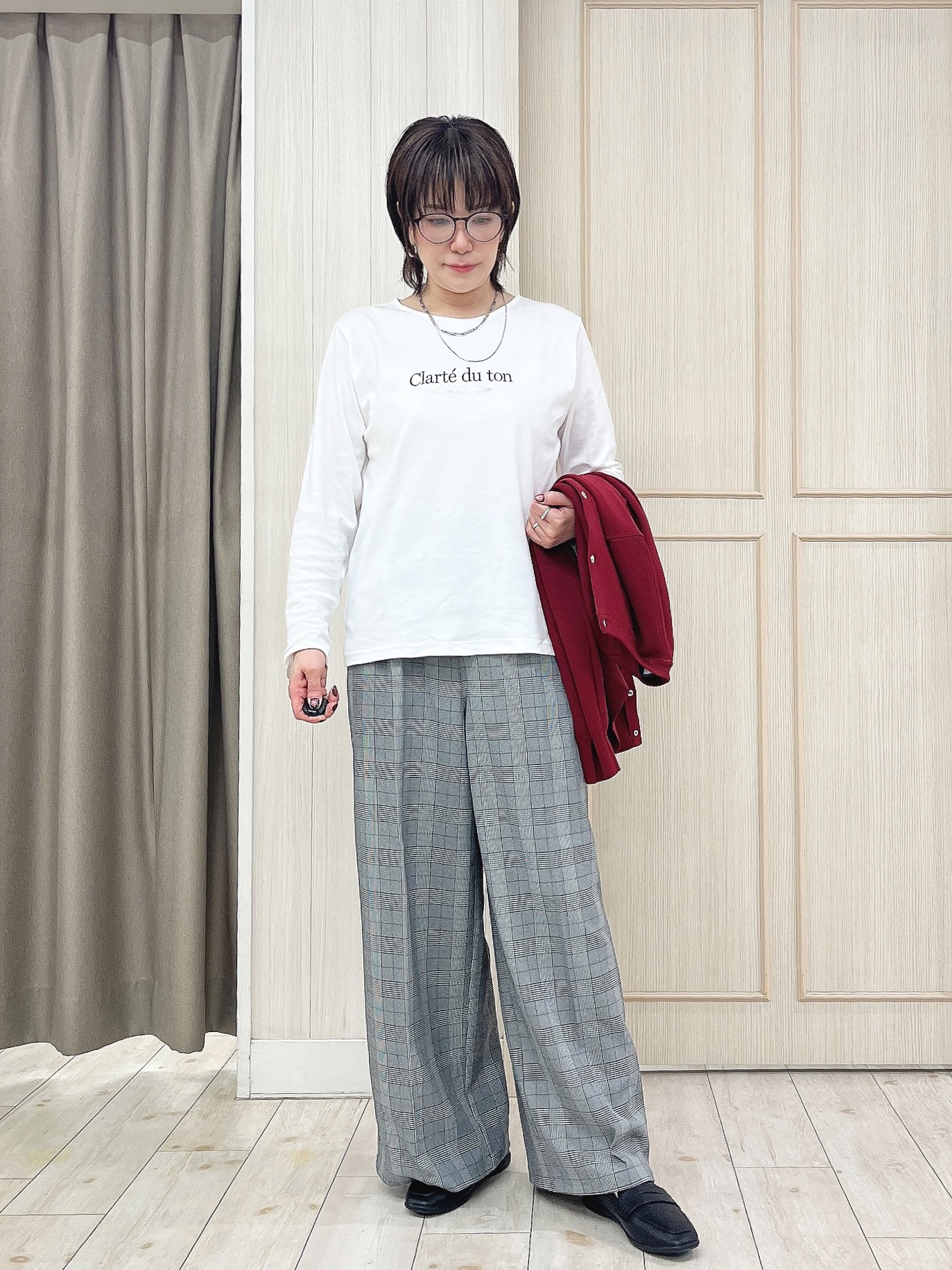 kaneさんの「SHOO･LA･RUE｜【セットアップ可/洗濯機可】軽やかに羽織れる スポンディッシュ ニットカーディガン」を使ったコーディネート