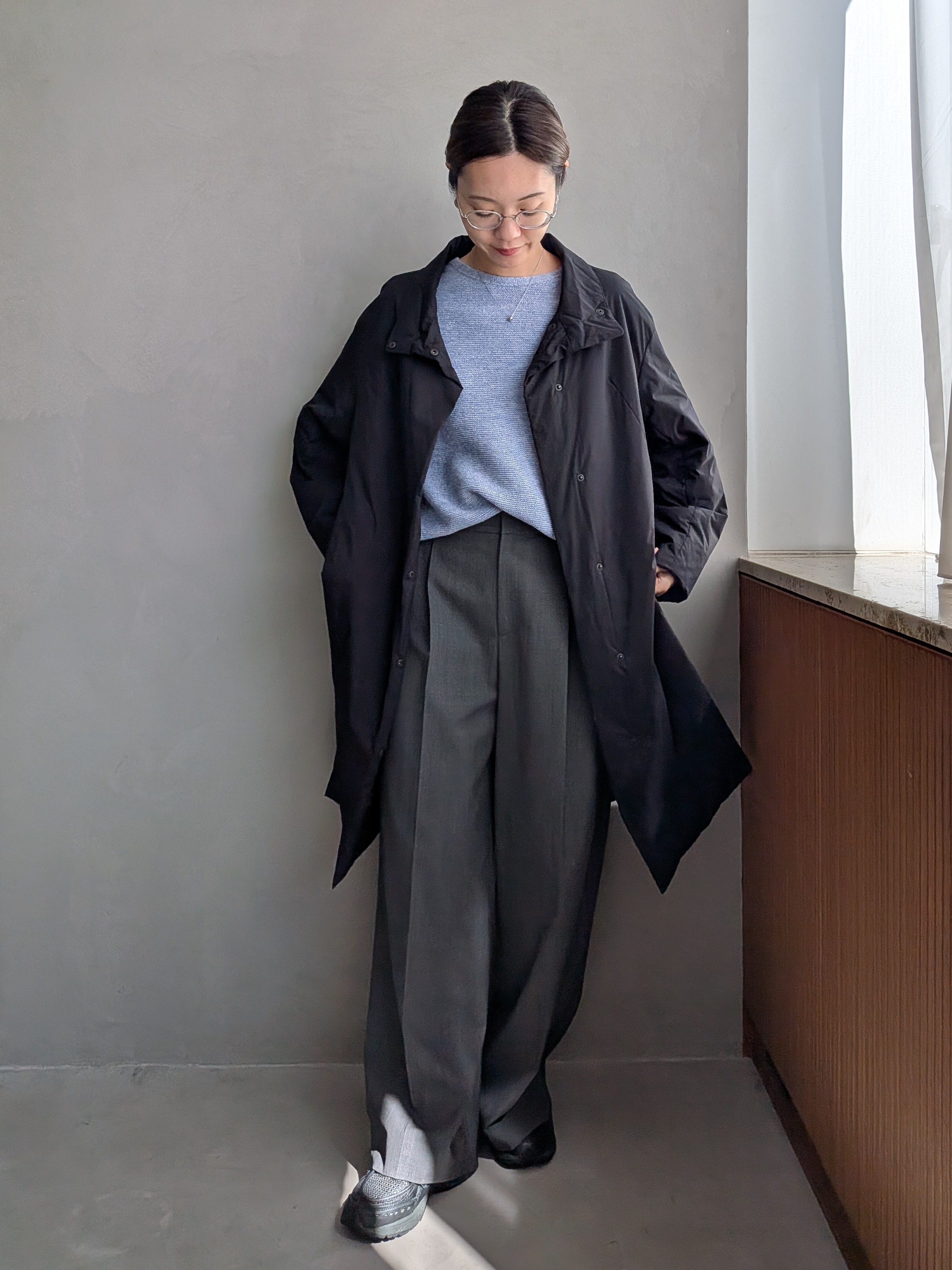 Aさんの「UNTITLED｜【体型カバー/後ろウエストゴム】ウーステッドワイドシルエットパンツ」を使ったコーディネート