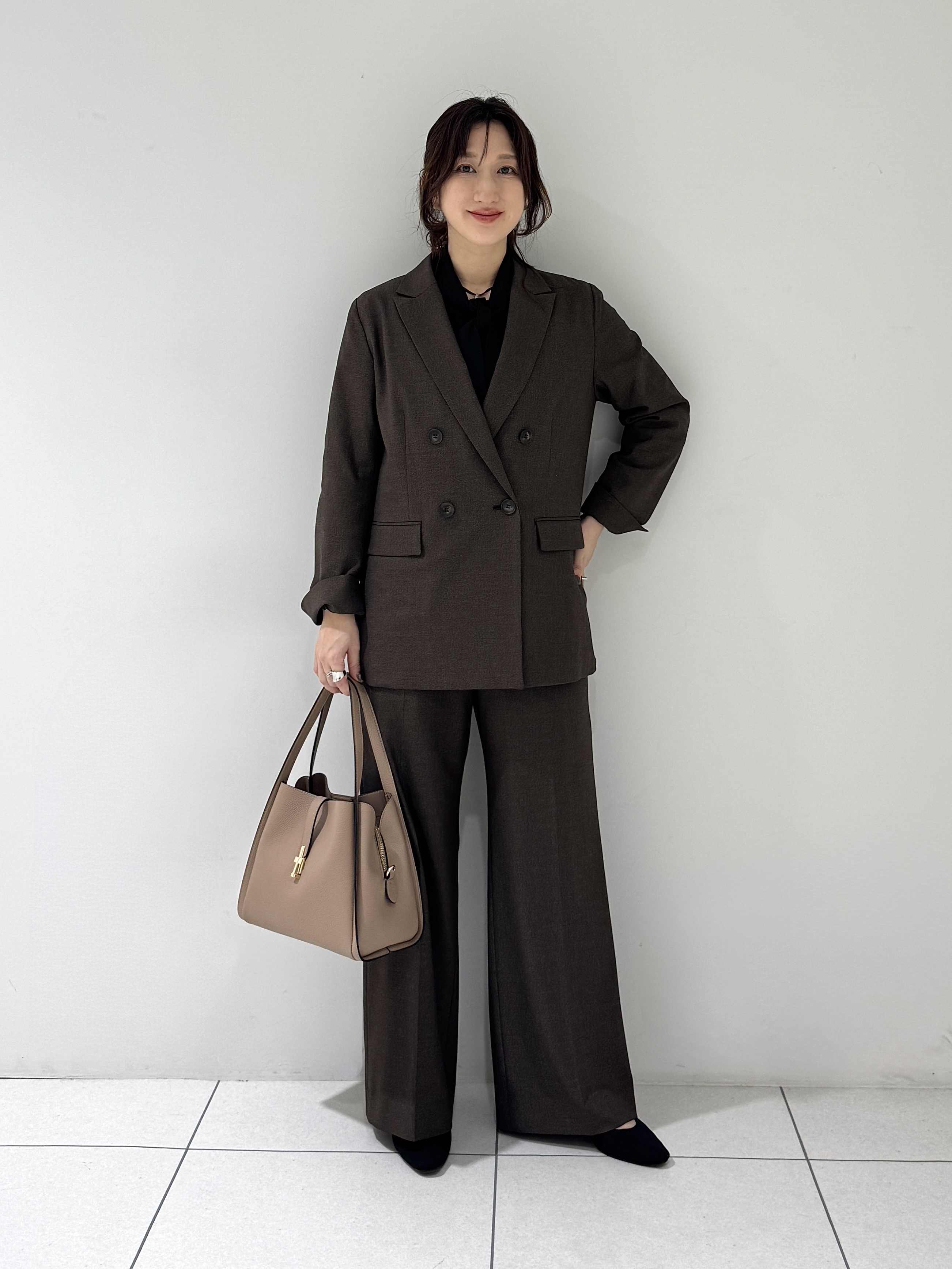 そんさんの「INDIVI｜【洗濯機OK／ストレッチ◎】秋はじめのダブルジャケット」を使ったコーディネート