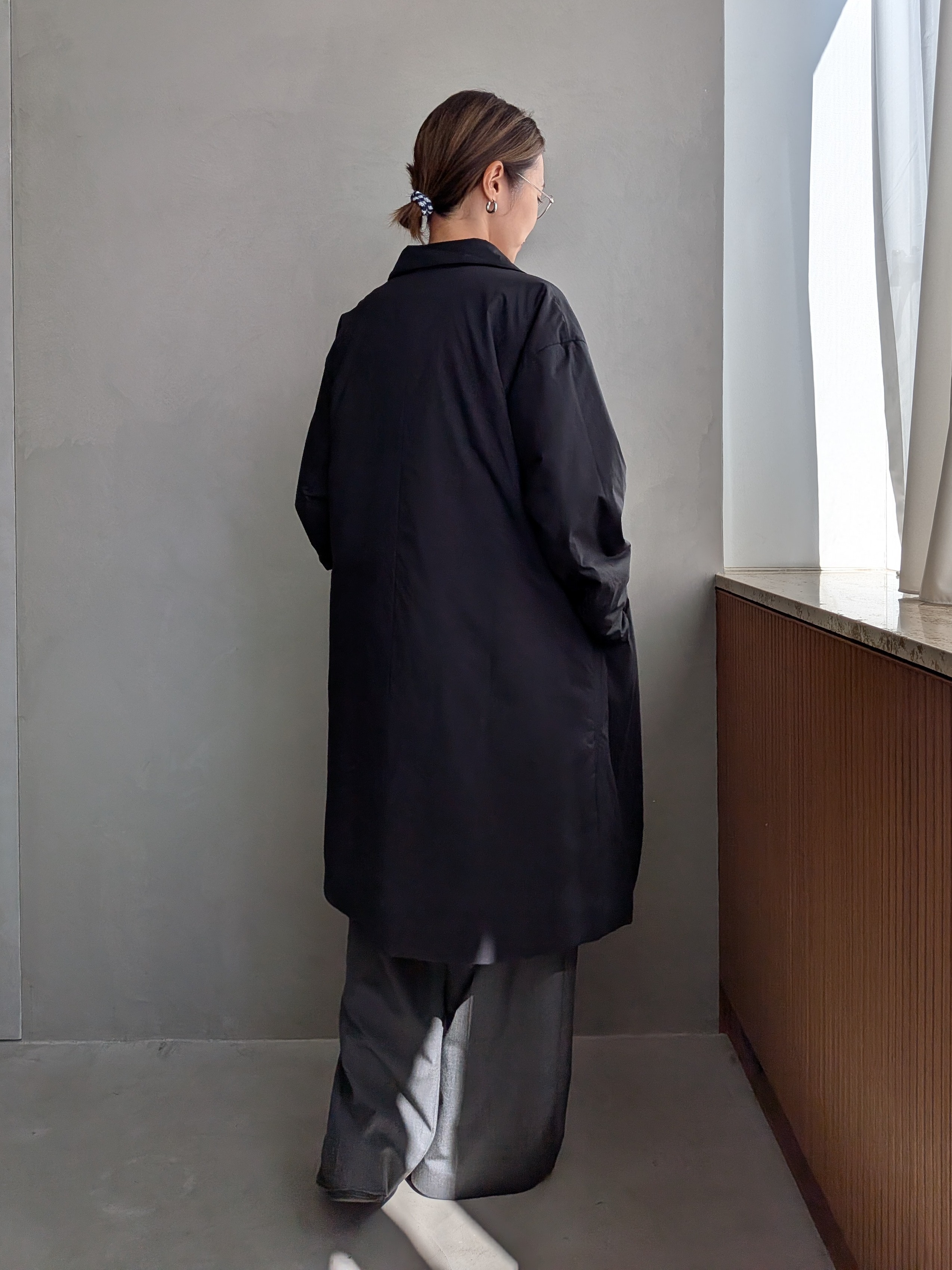 Aさんの「UNTITLED｜【体型カバー/後ろウエストゴム】ウーステッドワイドシルエットパンツ」を使ったコーディネート