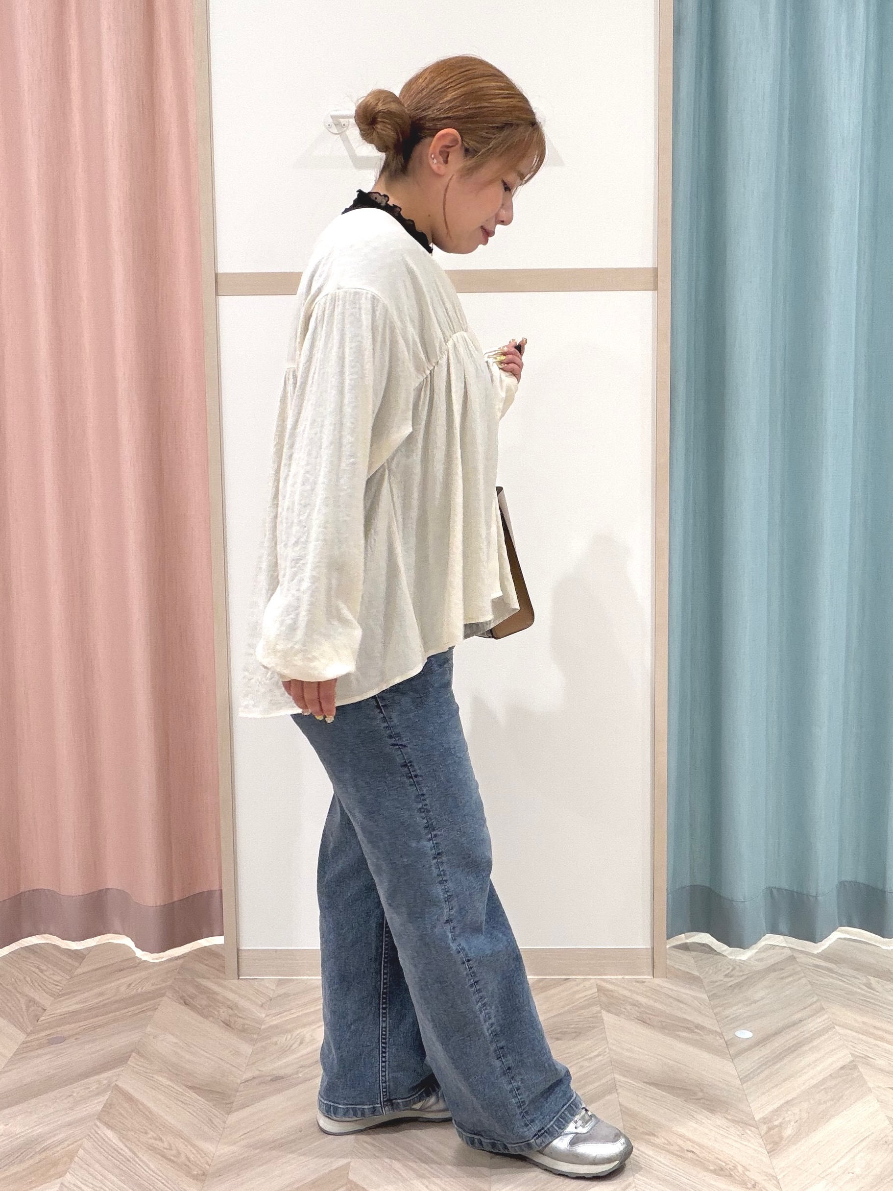 まちゃんなちゃんさんの「SHOO･LA･RUE｜【S-LL/洗濯機可】コーデにプラスするだけで垢抜ける 柄アソートシアーチュールトップス」を使ったコーディネート