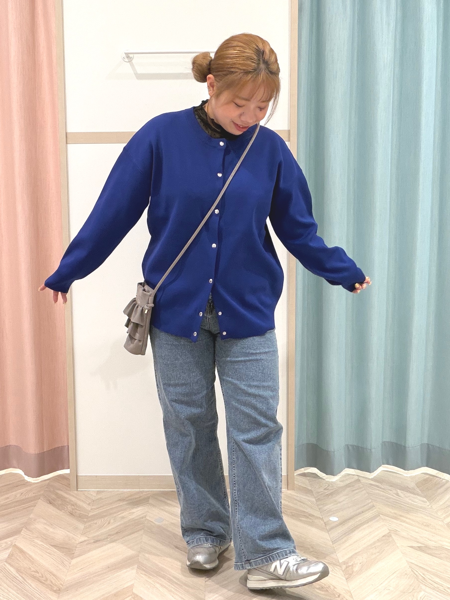 まちゃんなちゃんさんの「SHOO･LA･RUE｜【S-LL/洗濯機可】コーデにプラスするだけで垢抜ける 柄アソートシアーチュールトップス」を使ったコーディネート