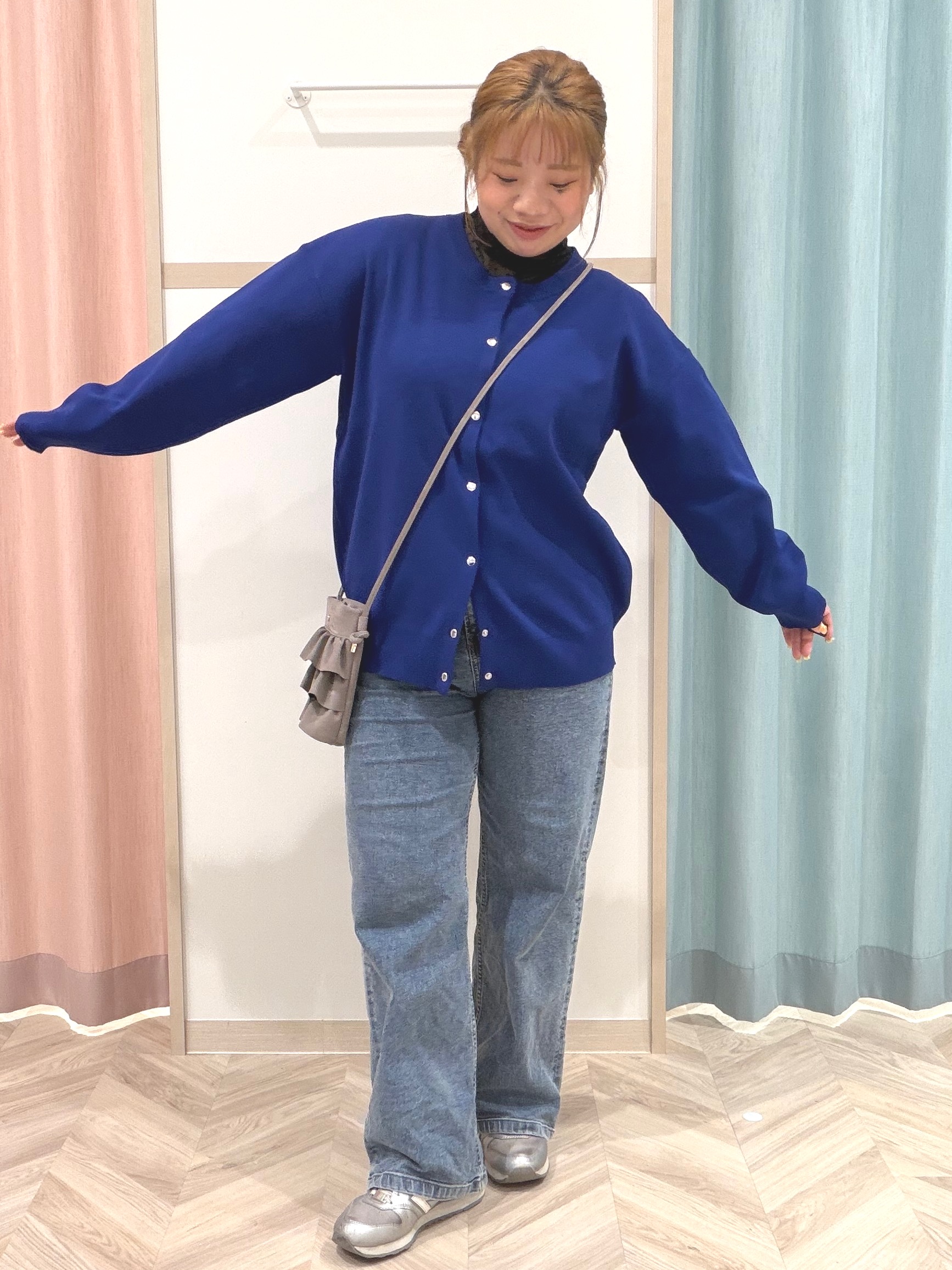 まちゃんなちゃんさんの「SHOO･LA･RUE｜【S-LL/洗濯機可】コーデにプラスするだけで垢抜ける 柄アソートシアーチュールトップス」を使ったコーディネート