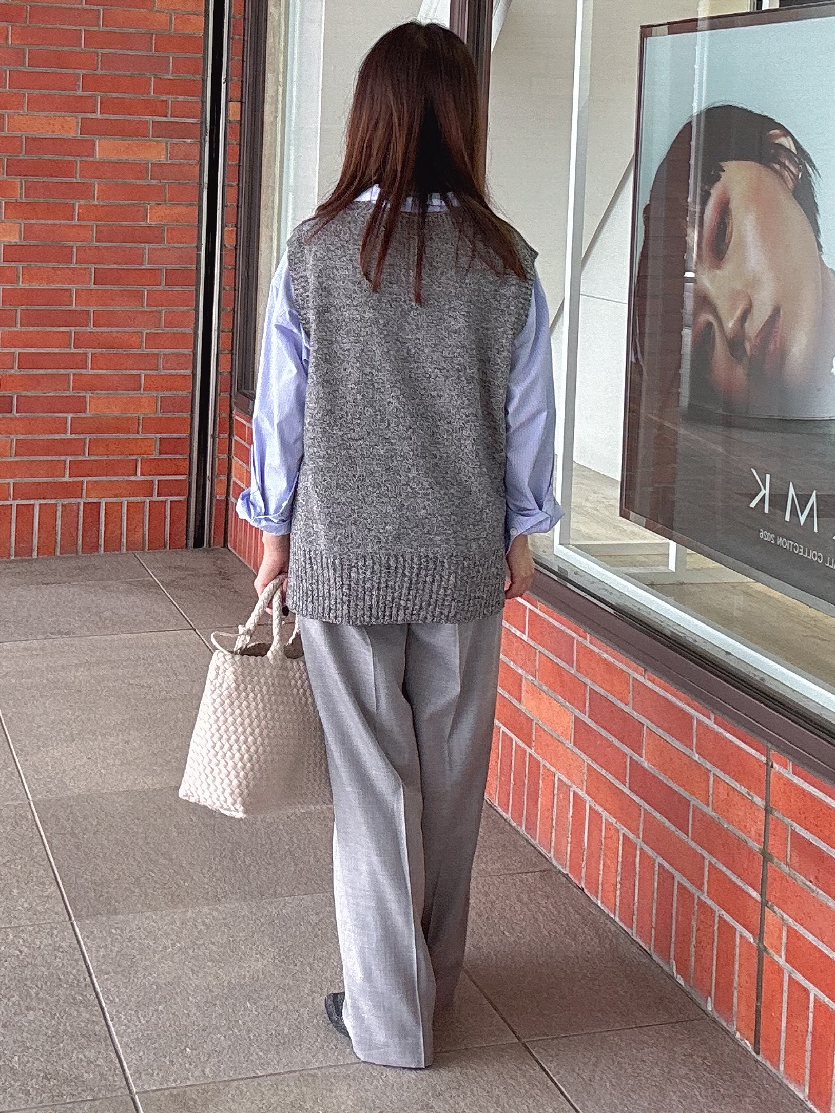 makiさんの「UNTITLED｜【6色展開/コットン100】カラーベーシックシャツ」を使ったコーディネート