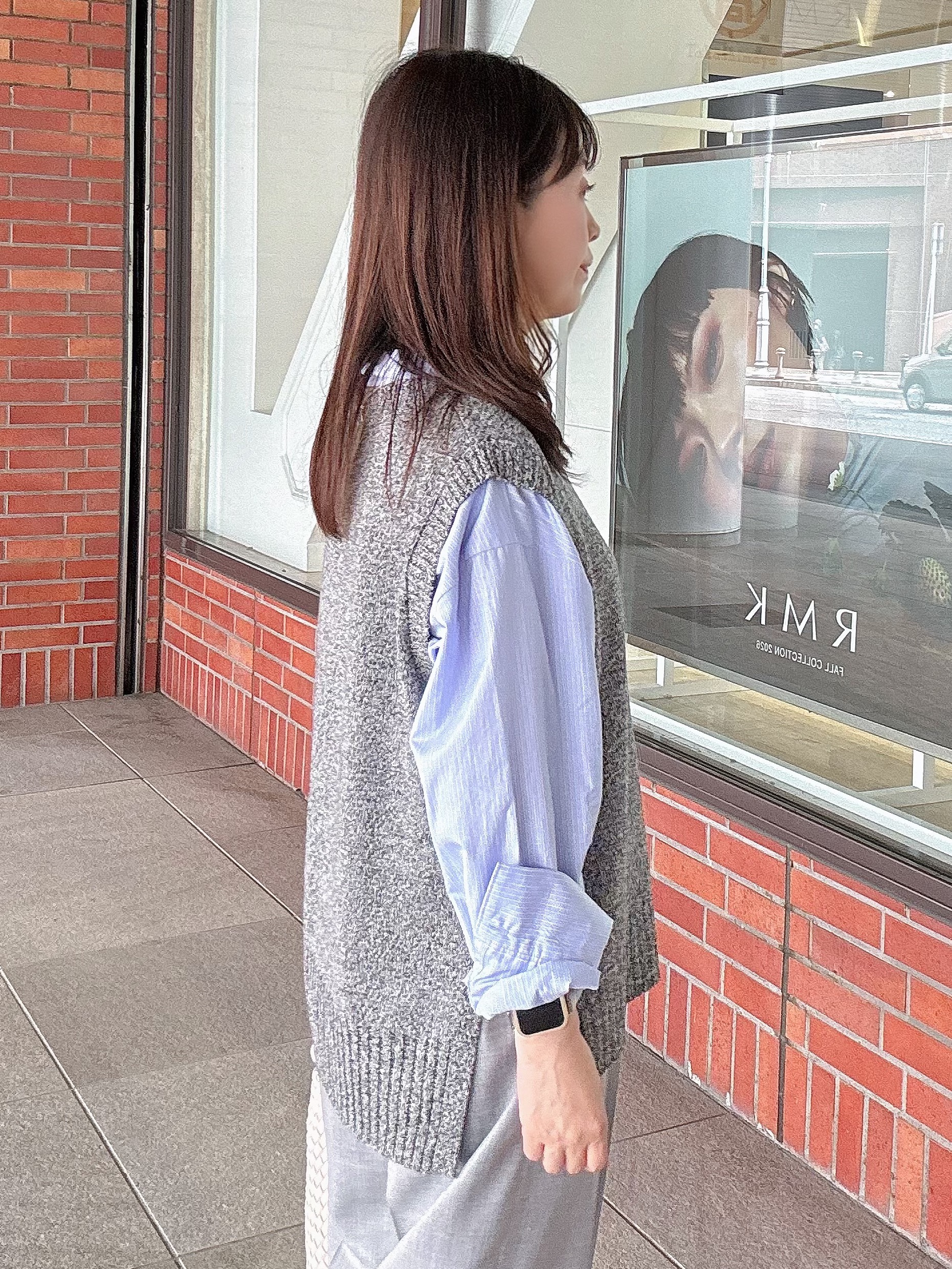 makiさんの「UNTITLED｜【6色展開/コットン100】カラーベーシックシャツ」を使ったコーディネート