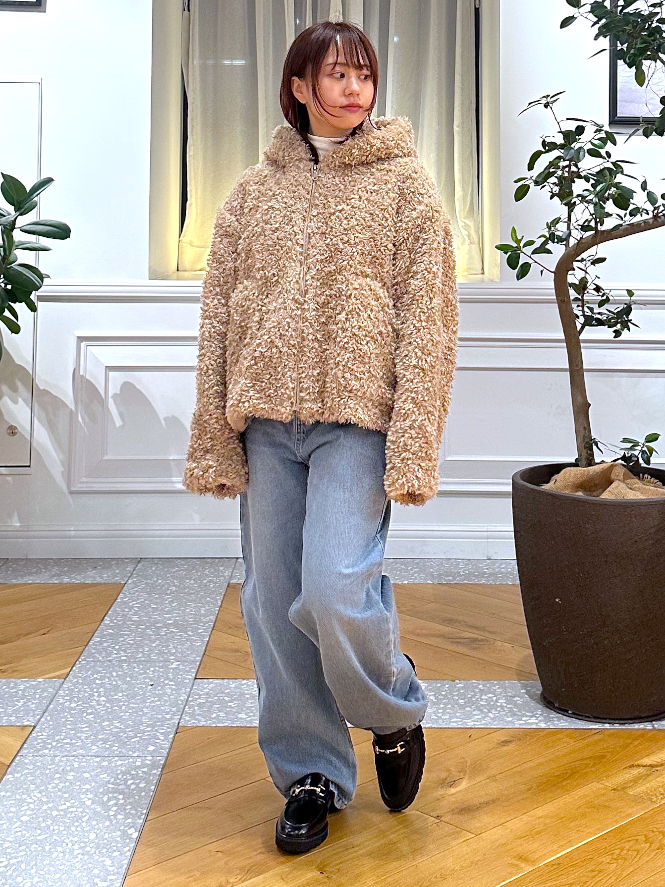 なべこさんの「DRESSTERIOR｜プードルボアパーカー」を使ったコーディネート