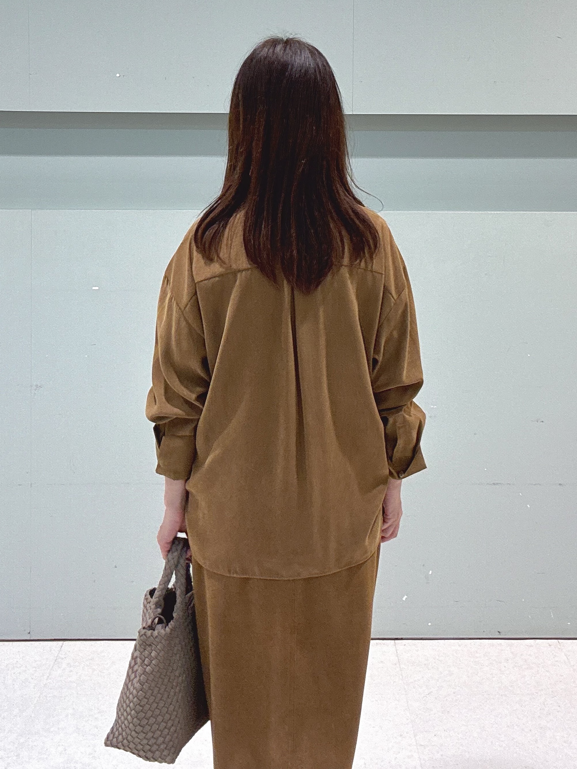 makiさんの「UNTITLED｜【セットアップ可/秋羽織り】スエードライクシャツ」を使ったコーディネート