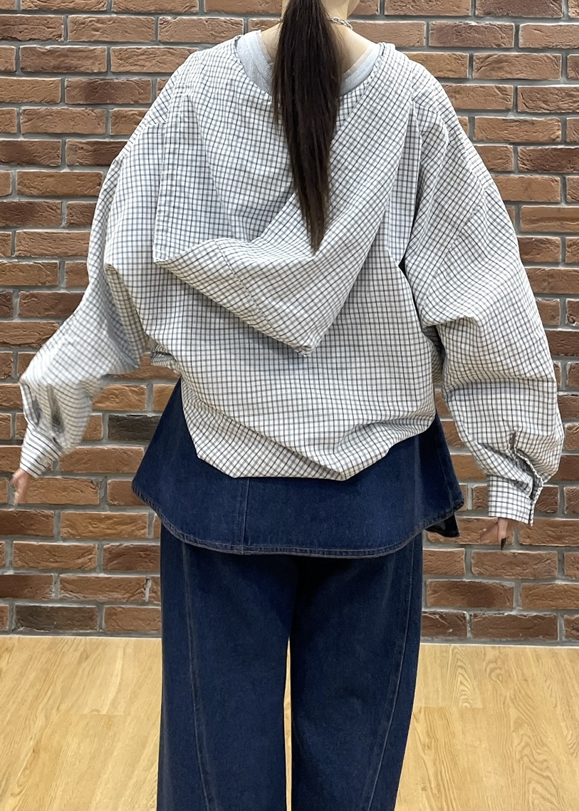 Renoさんの「INDIVI｜チェックフーディオーバーシャツ」を使ったコーディネート
