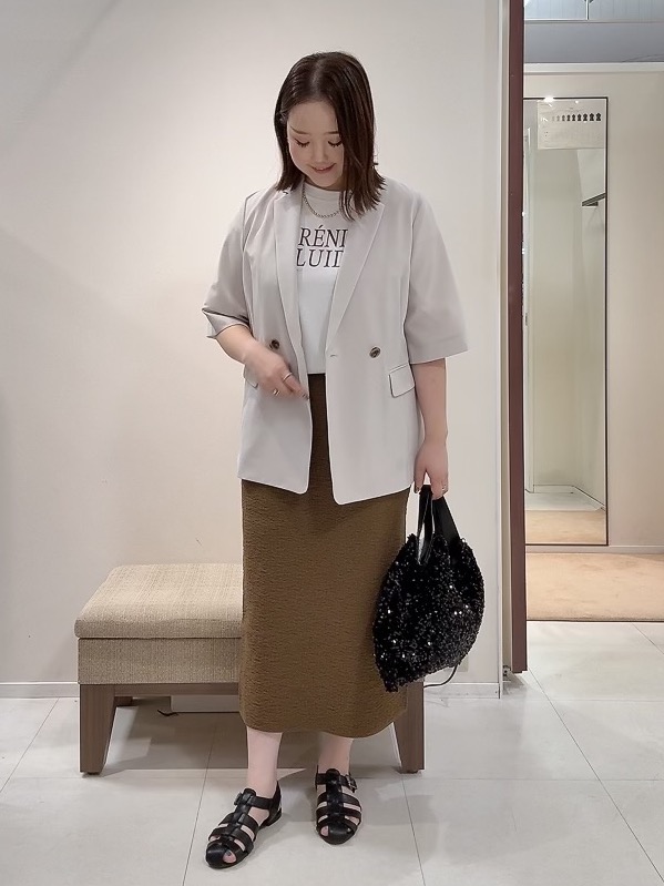 YUIさんの「UNTITLED｜【秋の通勤羽織/セットアップ可/UVカット】エアリークール半袖ジャケット」を使ったコーディネート