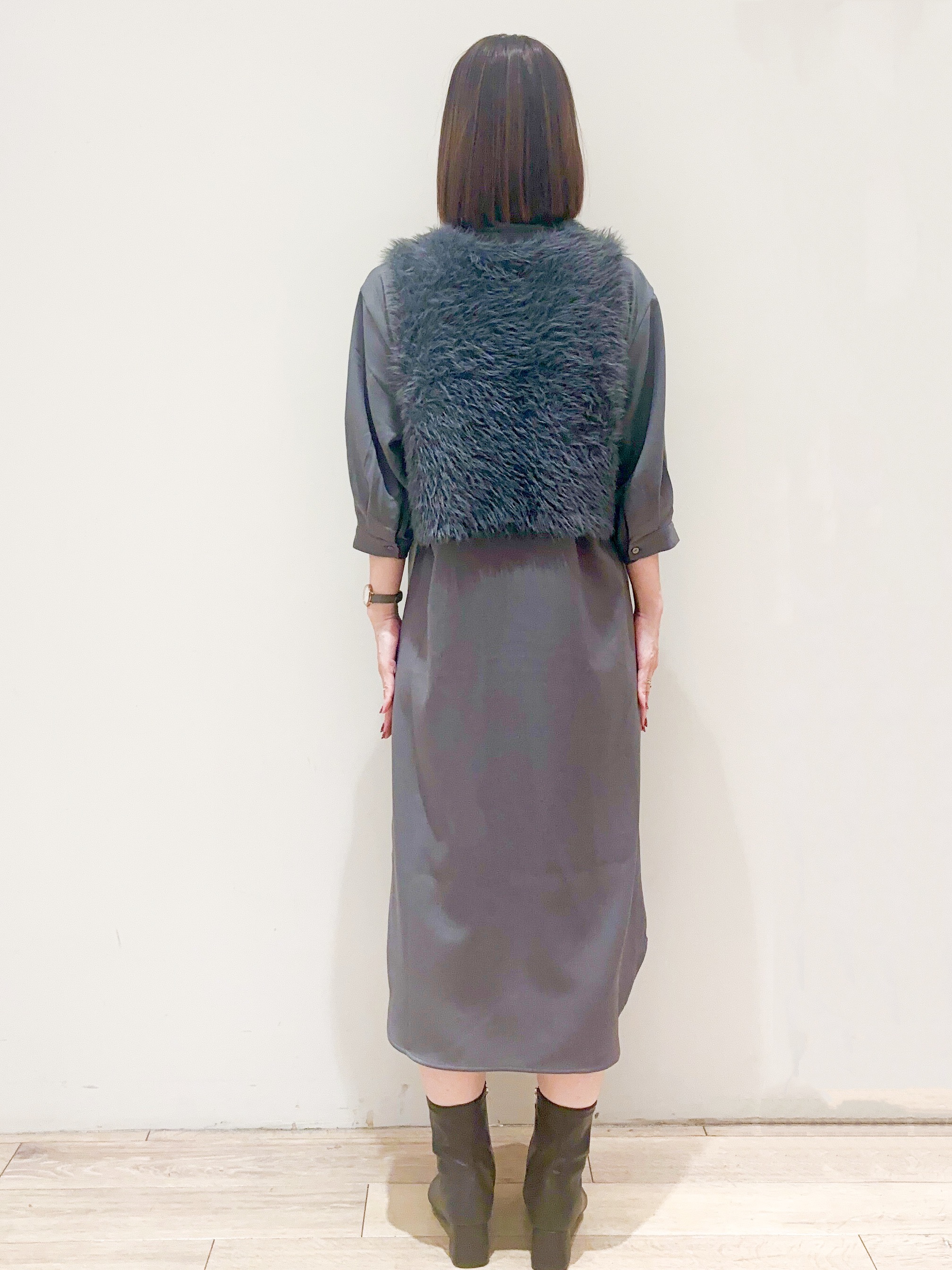 MIKIさんの「index｜シャギーニット ベスト【洗濯機OK】」を使ったコーディネート