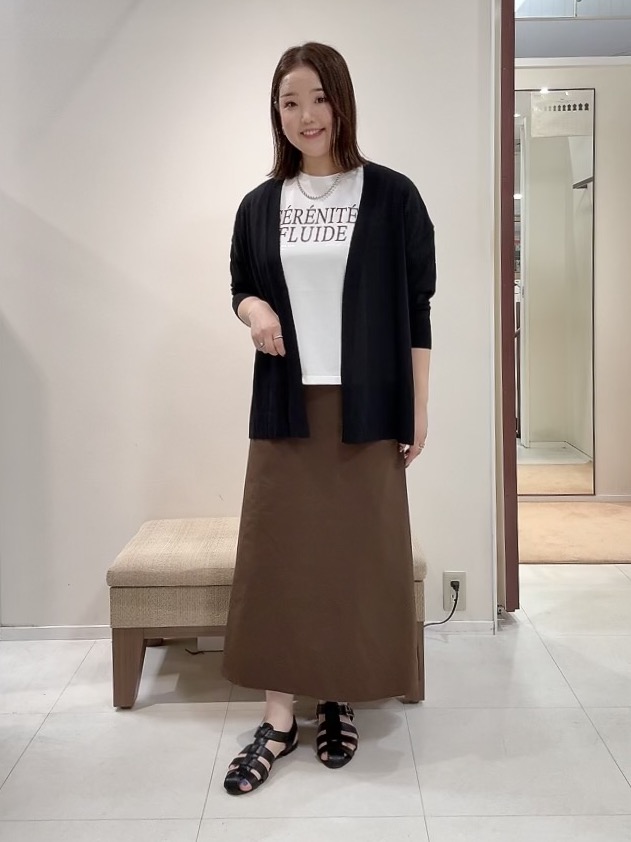 YUIさんの「UNTITLED｜コットンリネンカーディガン」を使ったコーディネート