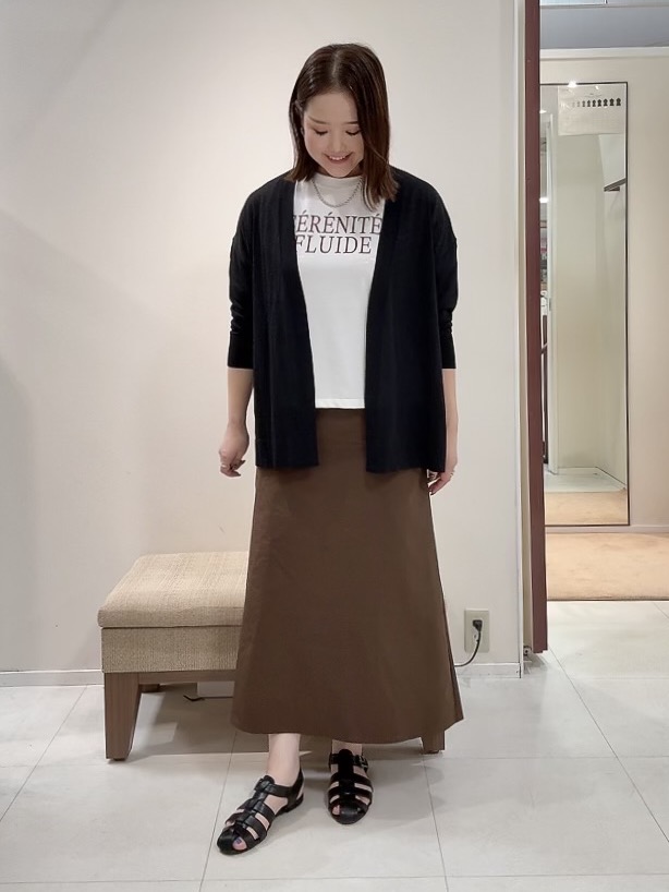 YUIさんの「UNTITLED｜コットンリネンカーディガン」を使ったコーディネート