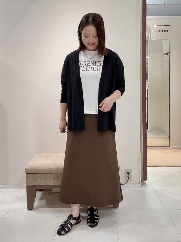 YUIさんの「UNTITLED｜コットンリネンカーディガン」を使ったコーディネート