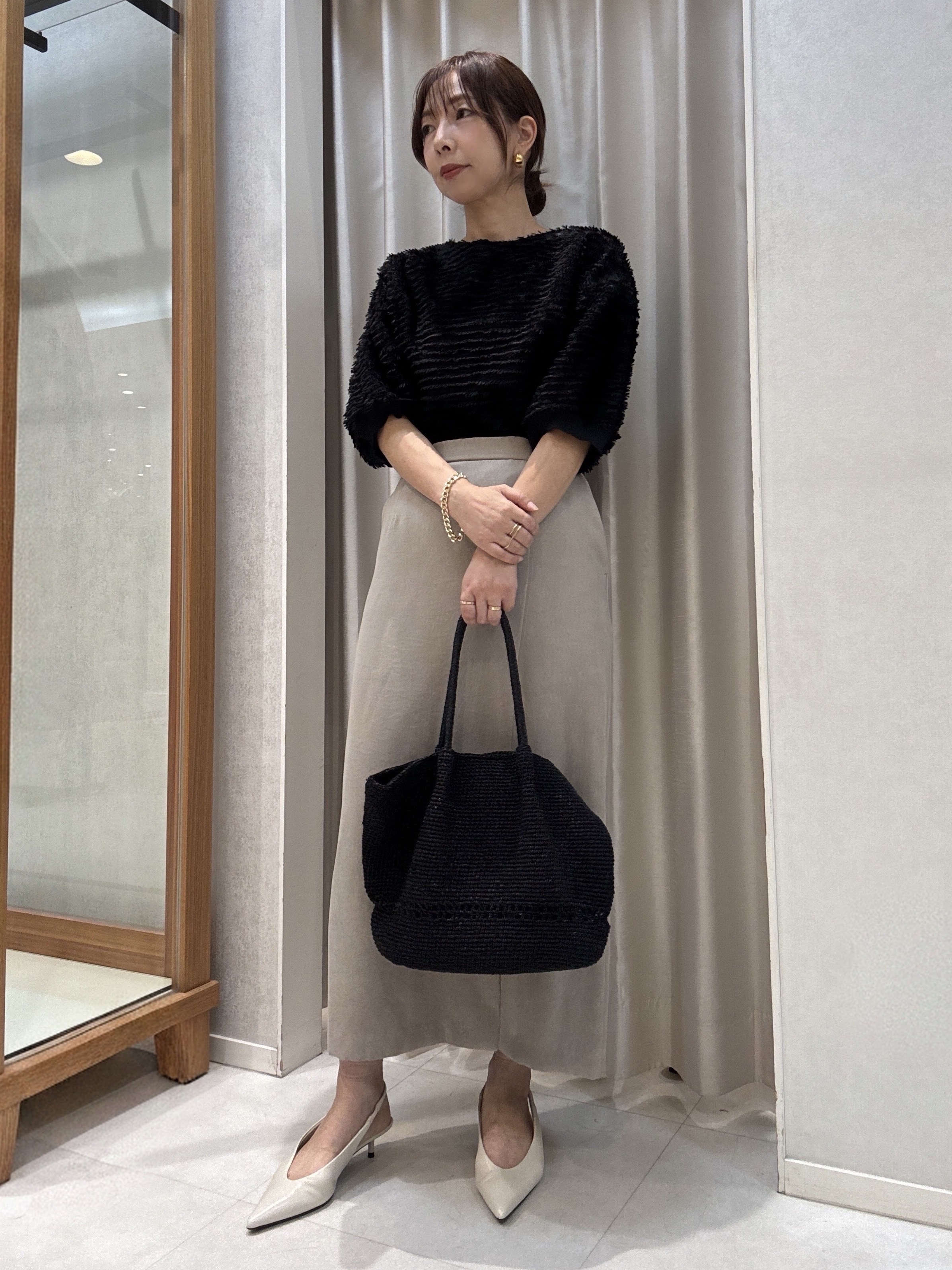 tomoさんの「UNTITLED｜【秋映え/体型カバー】フェザージャガードプルオーバー」を使ったコーディネート