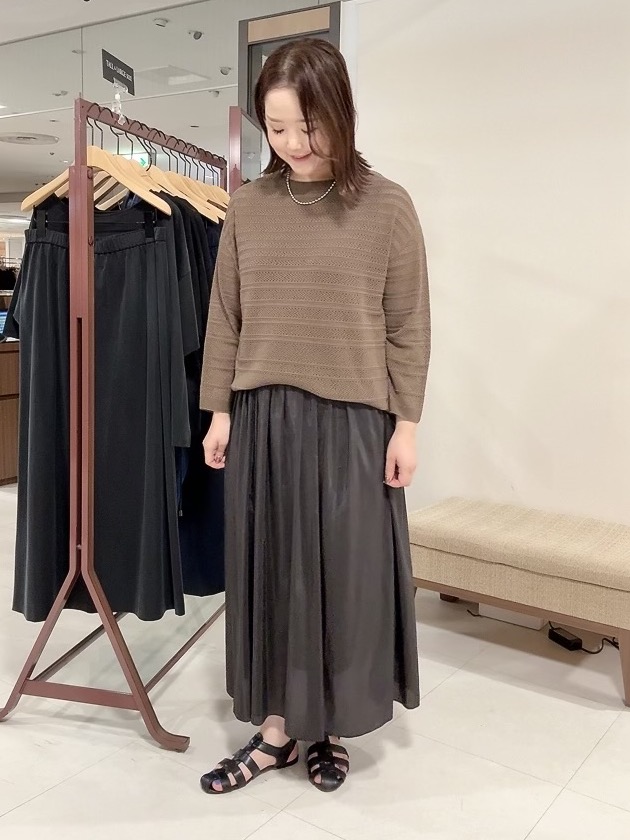 YUIさんの「UNTITLED｜◆メッシュ柄ボーダーニット」を使ったコーディネート