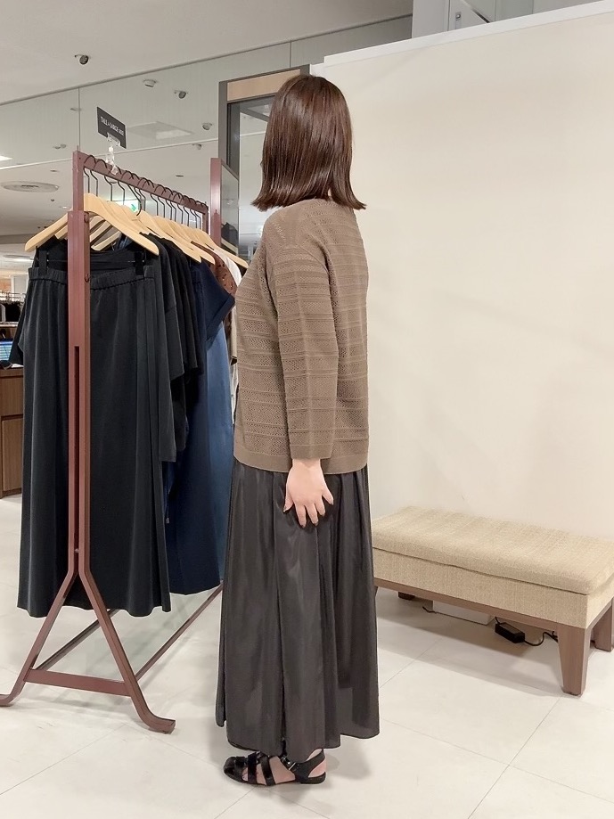 YUIさんの「UNTITLED｜◆メッシュ柄ボーダーニット」を使ったコーディネート