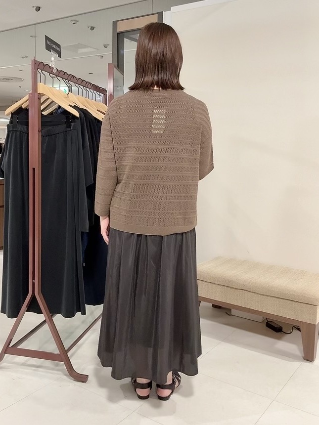 YUIさんの「UNTITLED｜◆メッシュ柄ボーダーニット」を使ったコーディネート