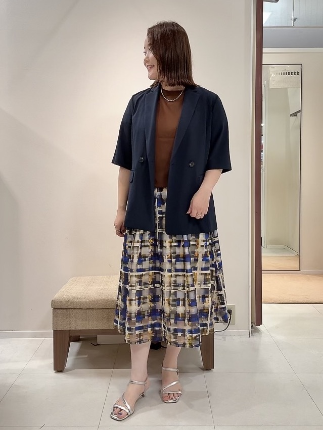 YUIさんの「UNTITLED｜【秋の通勤羽織/セットアップ可/UVカット】エアリークール半袖ジャケット」を使ったコーディネート