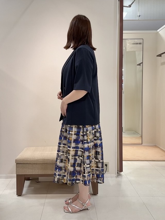 YUIさんの「UNTITLED｜【秋の通勤羽織/セットアップ可/UVカット】エアリークール半袖ジャケット」を使ったコーディネート