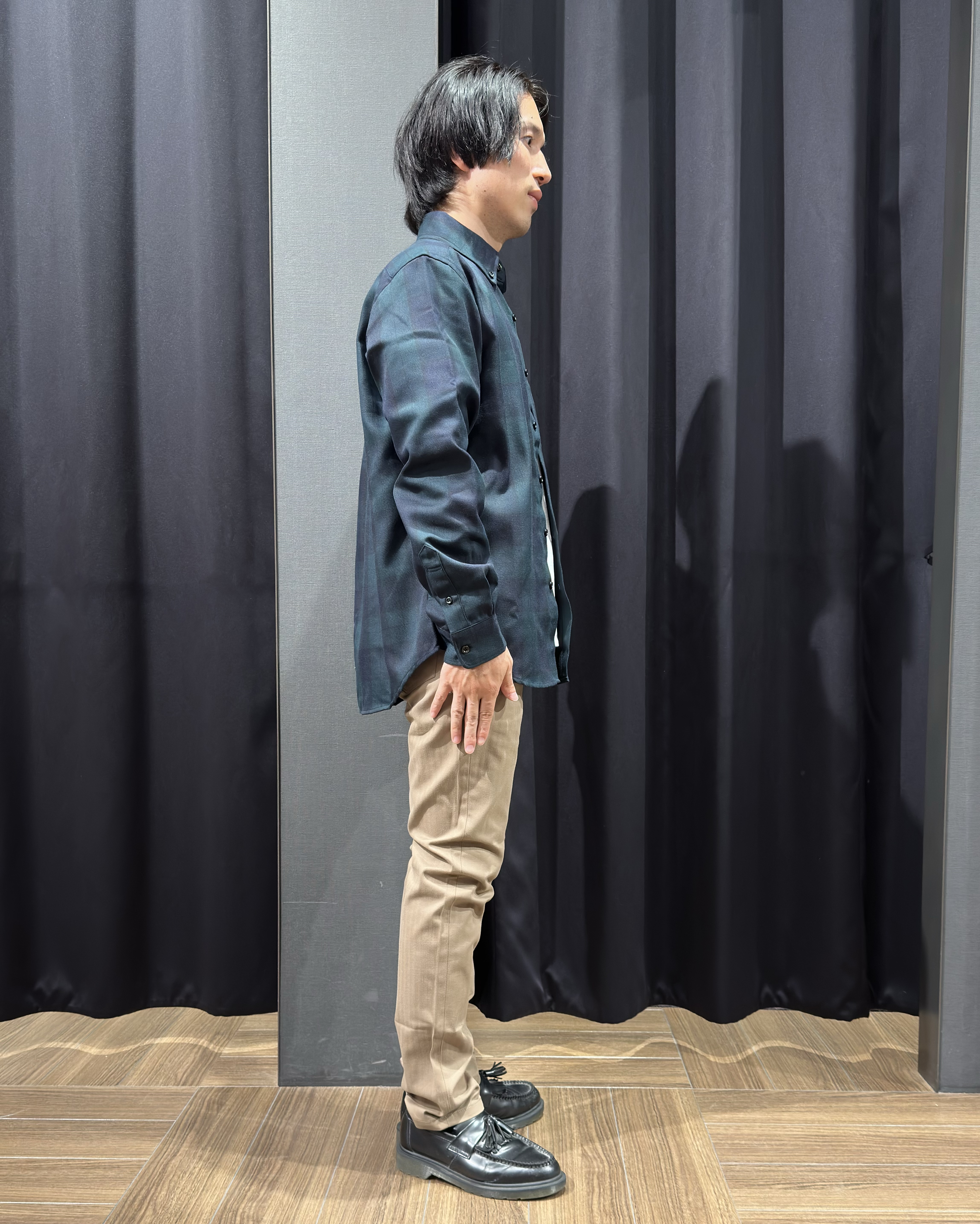 tomoyaさんの「THE SHOP TK｜【防シワ／洗濯機OK】アソート 長袖ネルシャツ」を使ったコーディネート