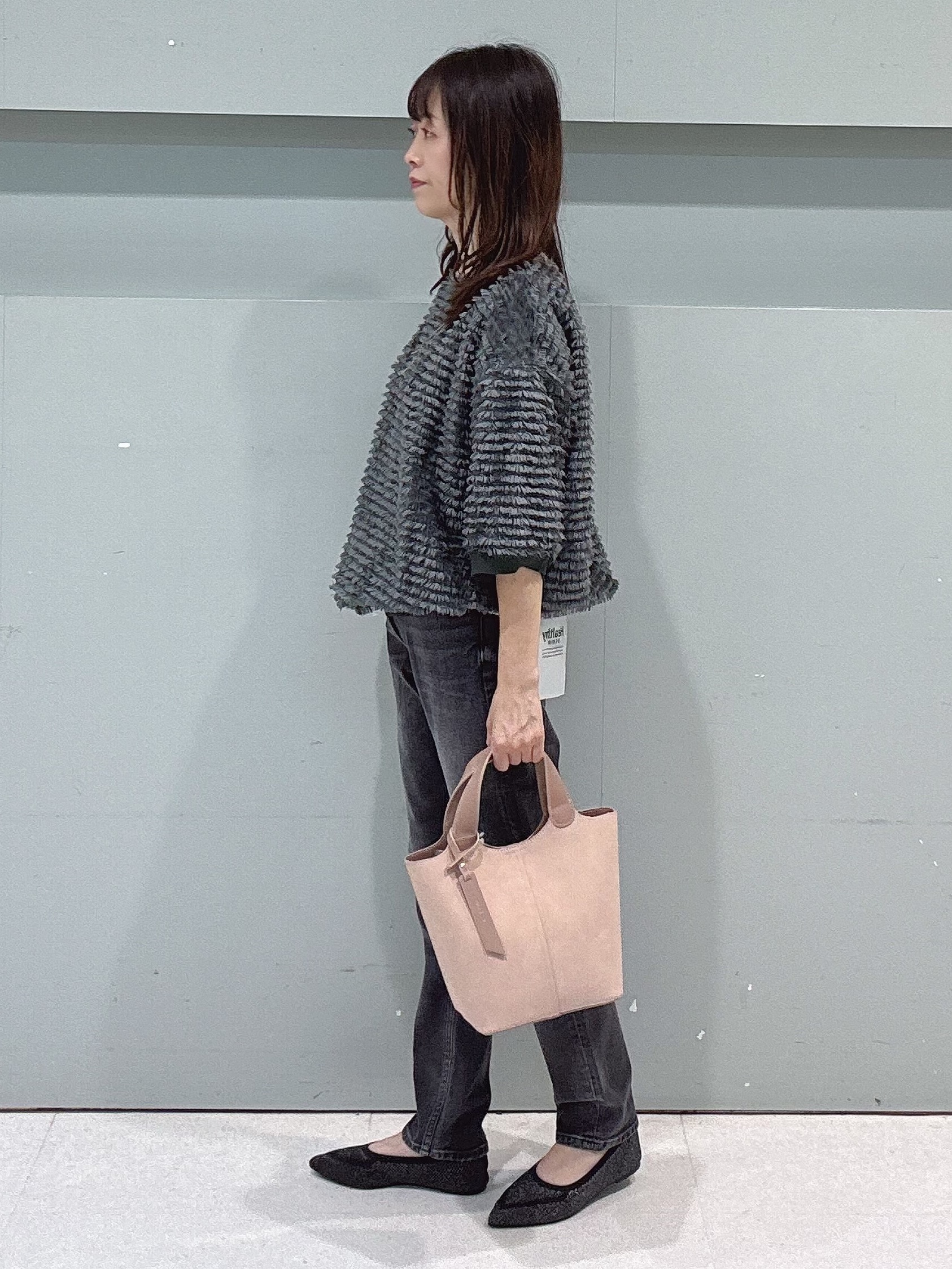 makiさんの「UNTITLED｜【秋映え/体型カバー】フェザージャガードプルオーバー」を使ったコーディネート