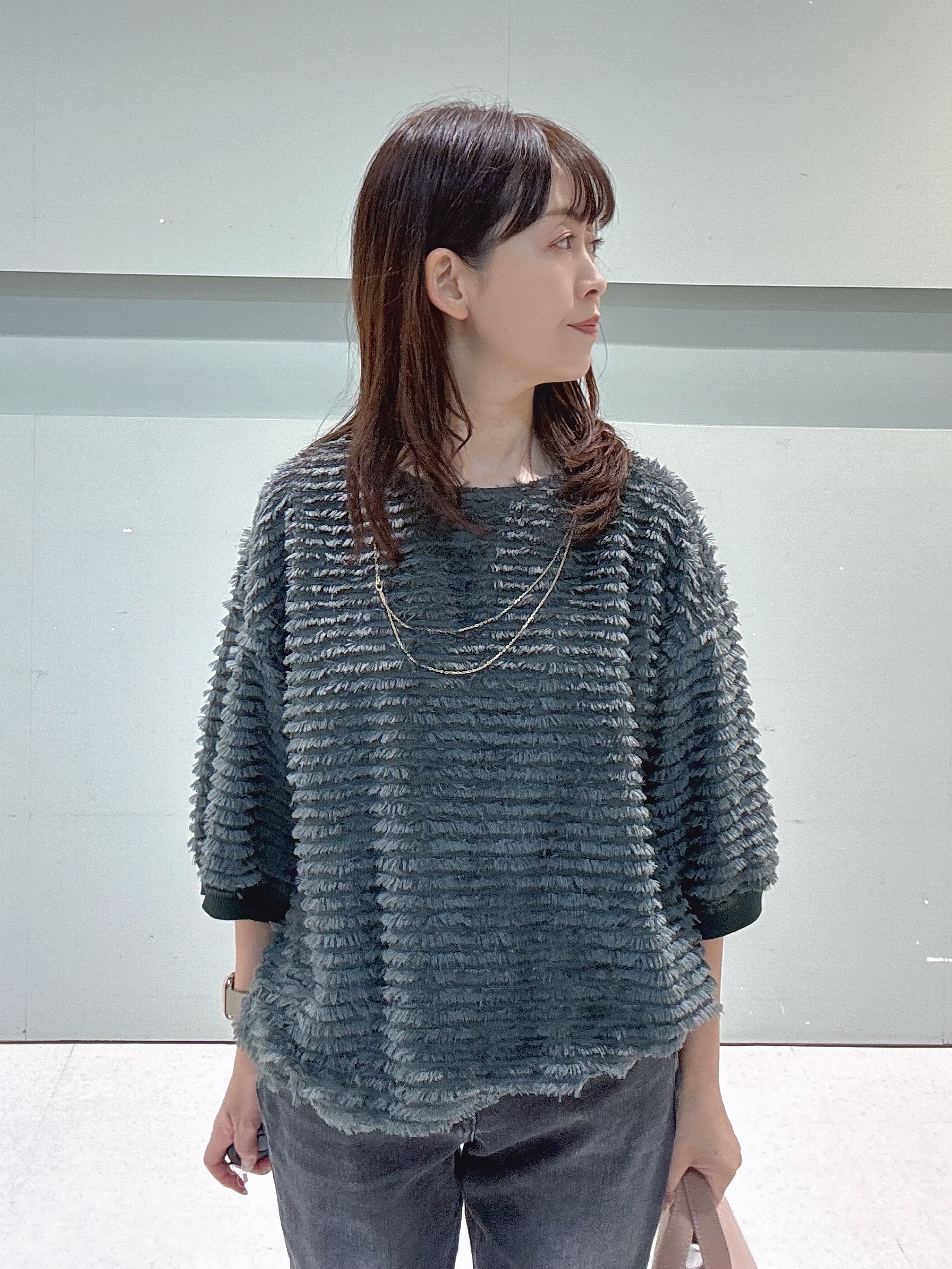 makiさんの「UNTITLED｜【秋映え/体型カバー】フェザージャガードプルオーバー」を使ったコーディネート