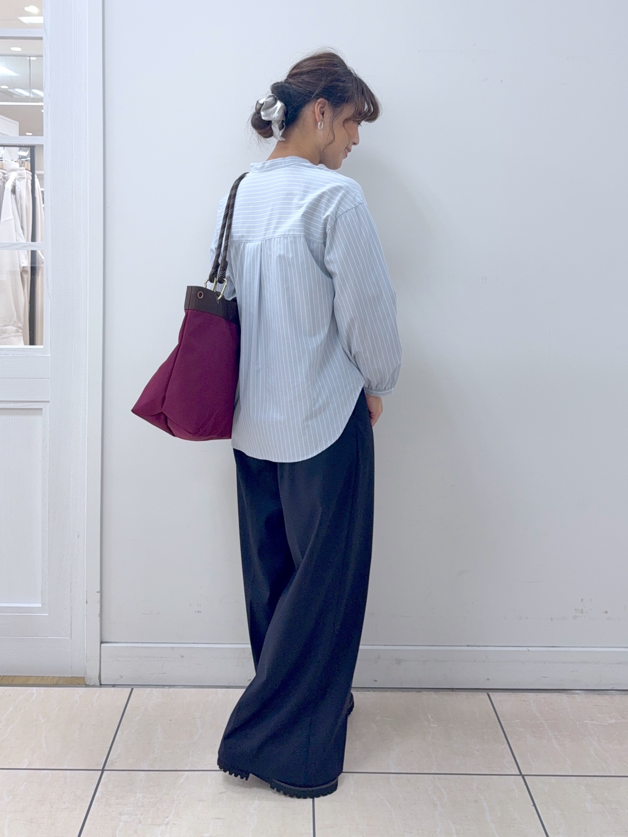 Osawaさんの「Dessin｜【洗える/7色展開/XS-L】フロントフリルブラウス」を使ったコーディネート